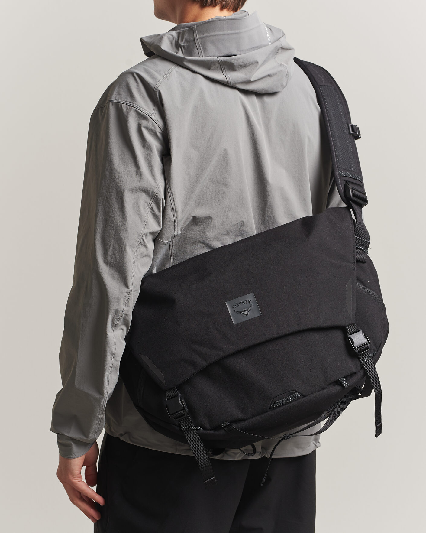 Homme | Sacs | Osprey | Metron Messenger 18 Black