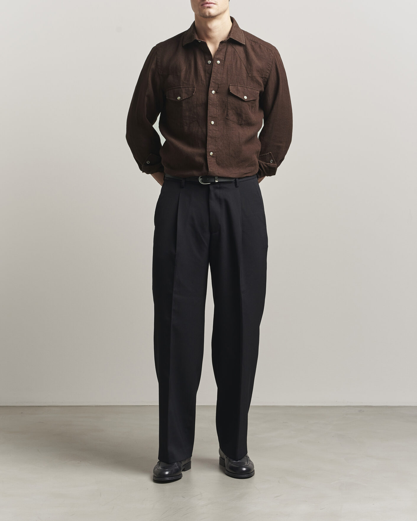 Homme | Chemises | 100Hands | Two Pocket Western Linen Shirt Chocolate