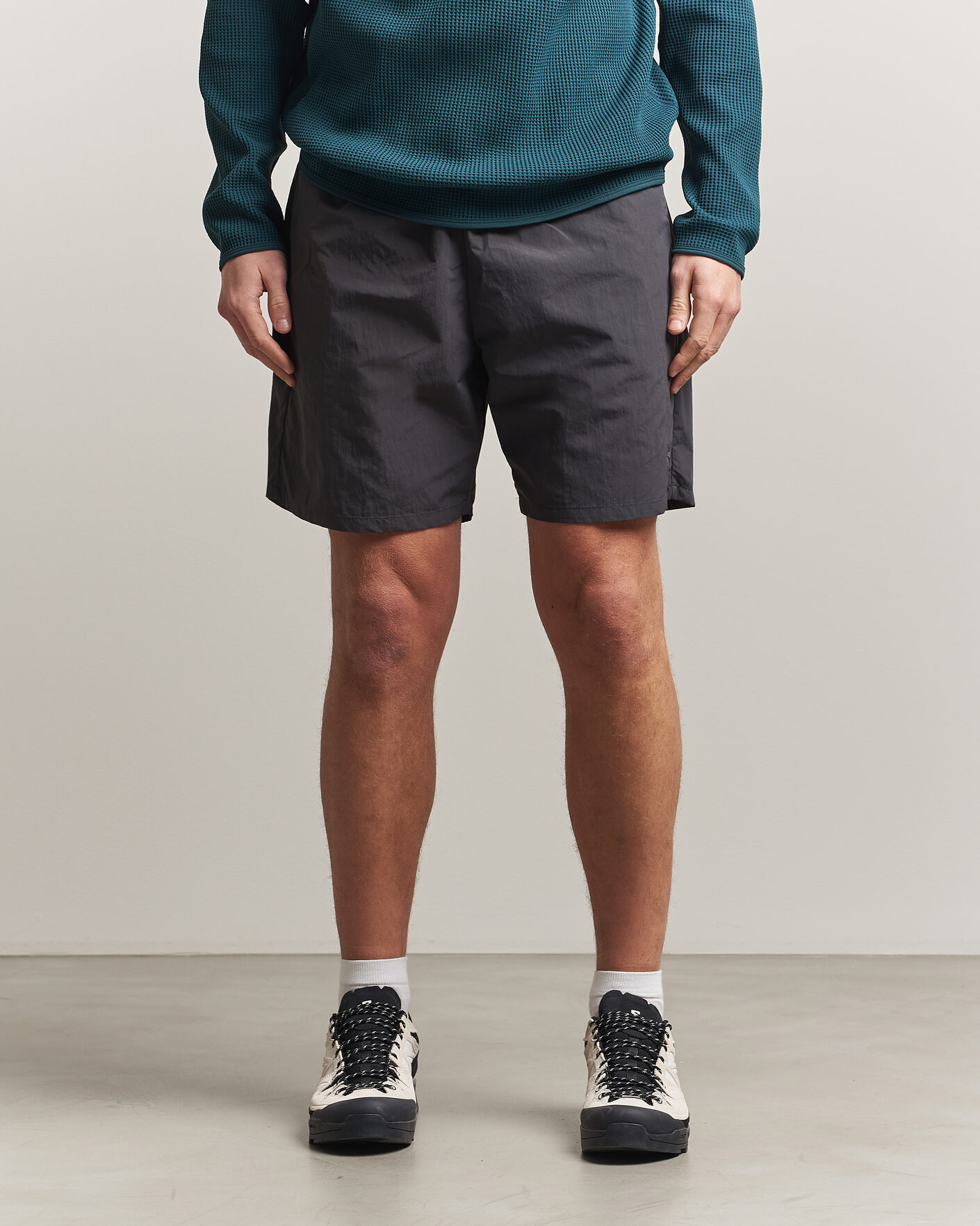 Homme | Shorts | Goldwin | Nylon Shorts Deep Charcoal