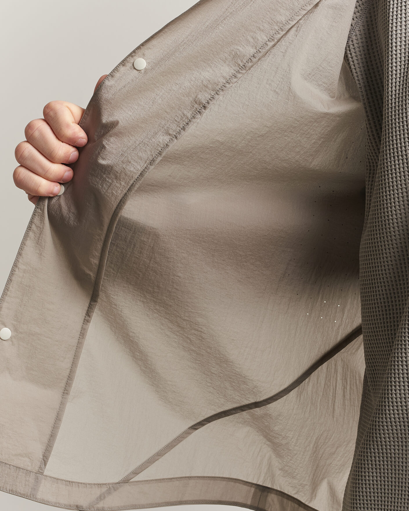 Homme | Chemises | Goldwin | Nylon Wind Shirt Arid Beige