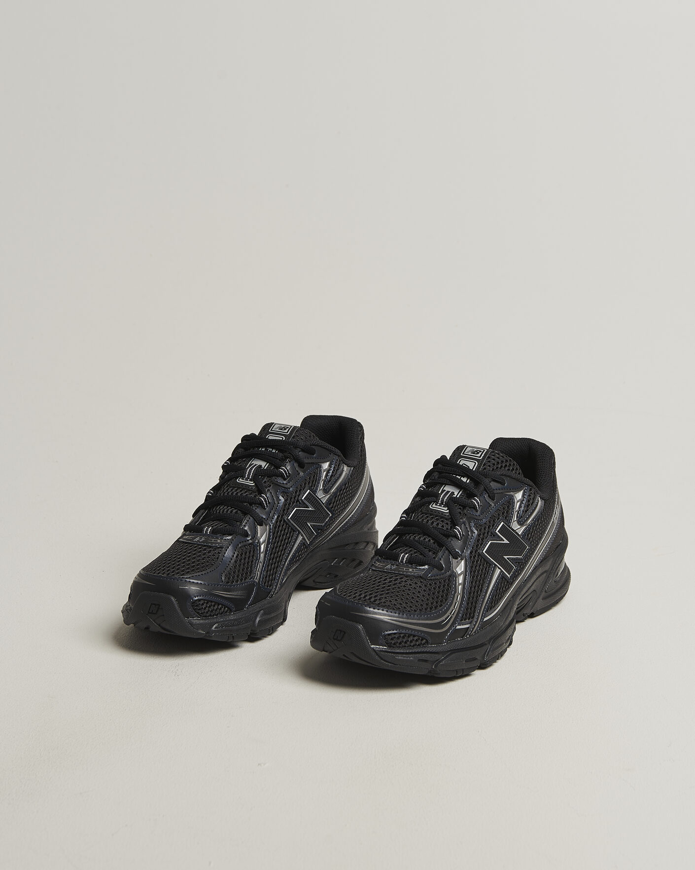 Homme | Baskets | New Balance | 740 Sneakers Black