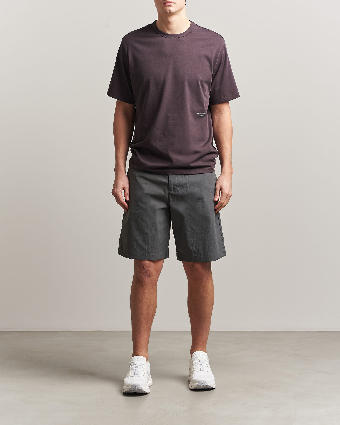 Homme | Shorts | Pas Normal Studios | Off Race Light Tech Shorts Dark Grey