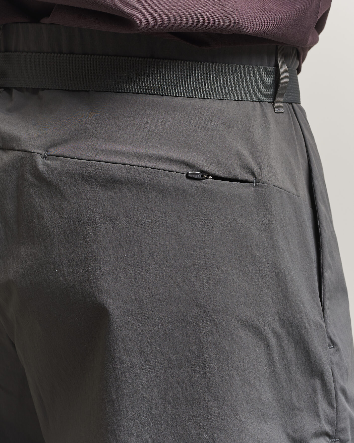 Homme | Shorts | Pas Normal Studios | Off Race Light Tech Shorts Dark Grey