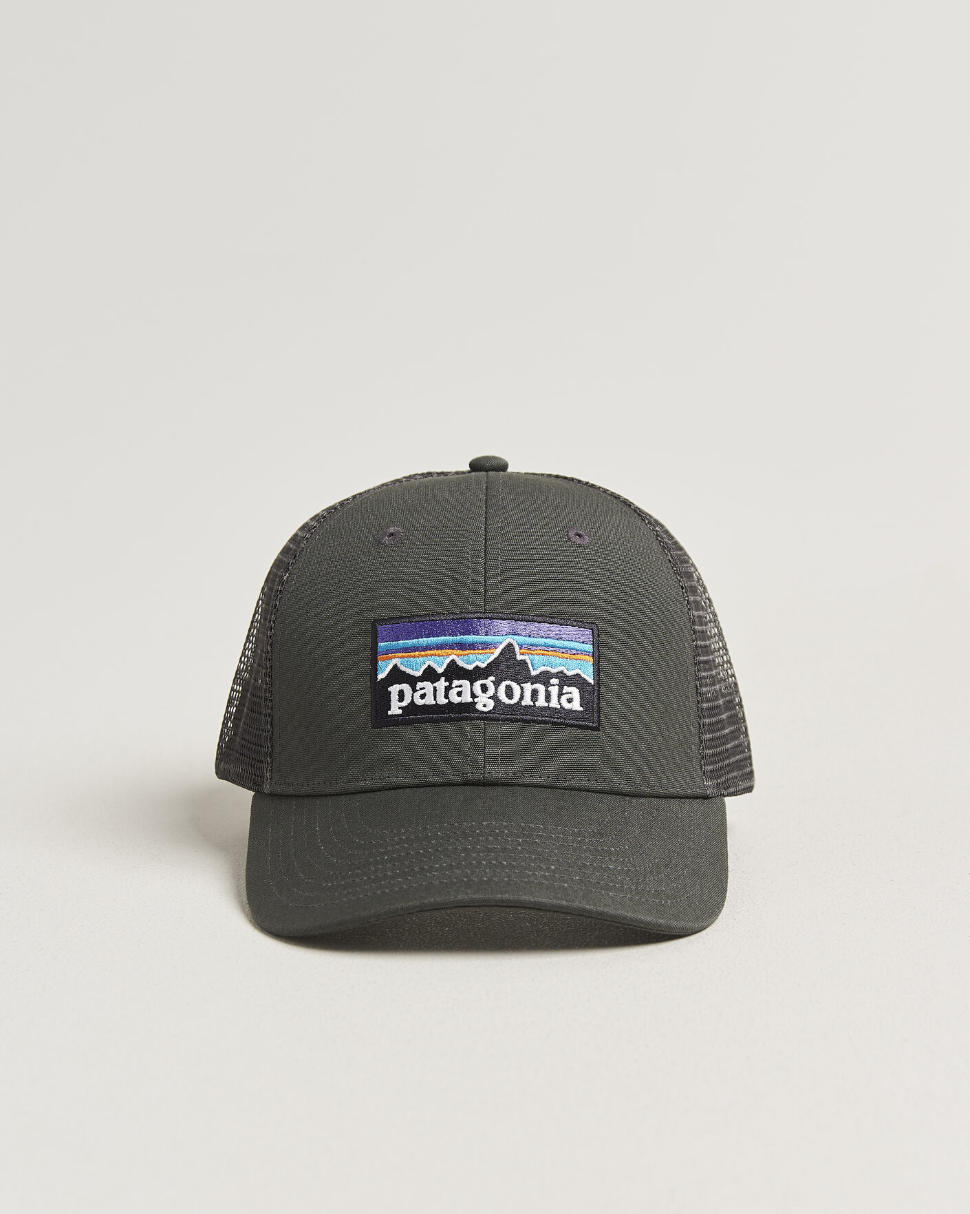 Homme | Bobs Et Casquettes | Patagonia | P-6 Logo LoPro Trucker Hat Forge Grey