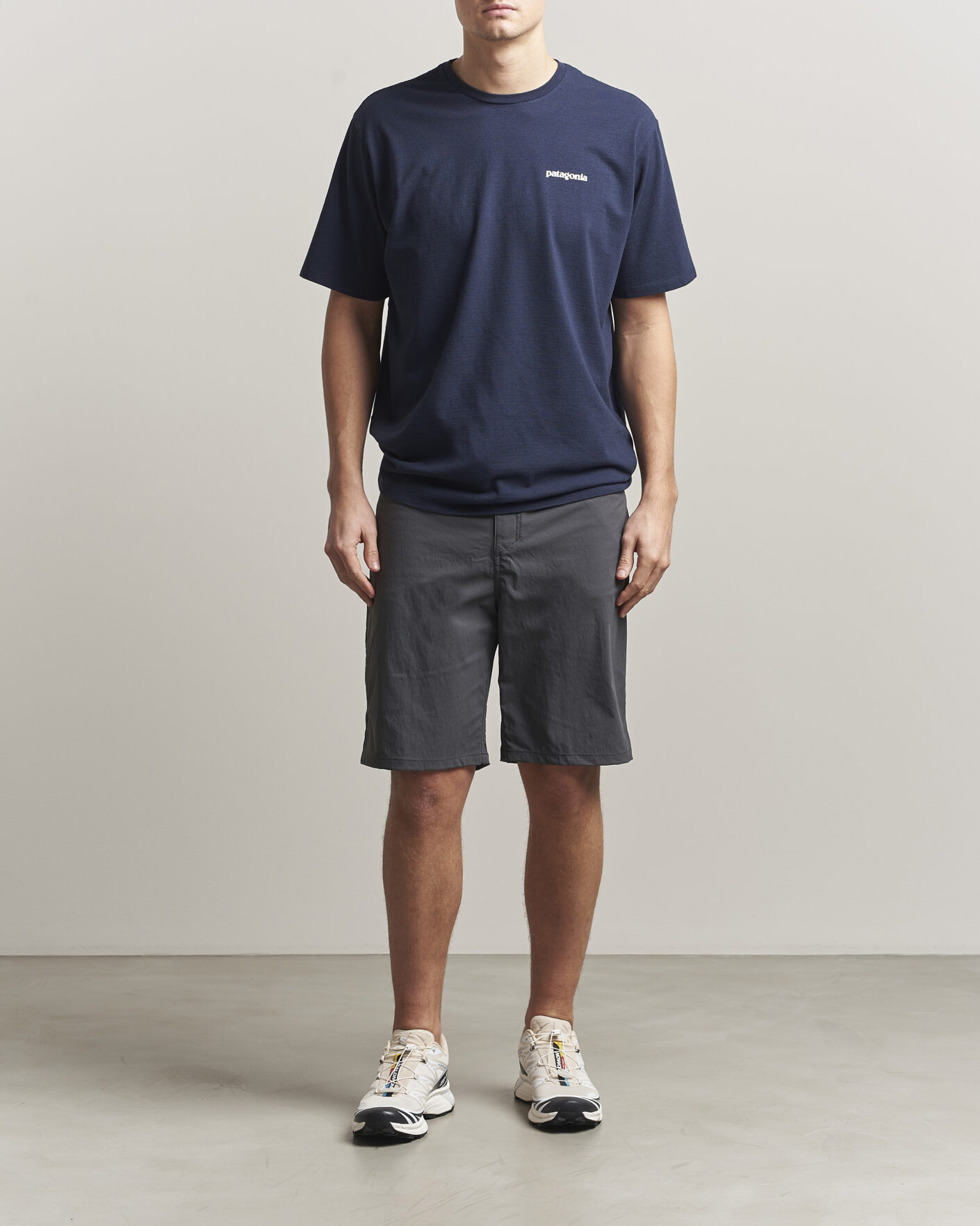 Homme | T-shirts | Patagonia | P-6 Logo T-Shirt New Navy