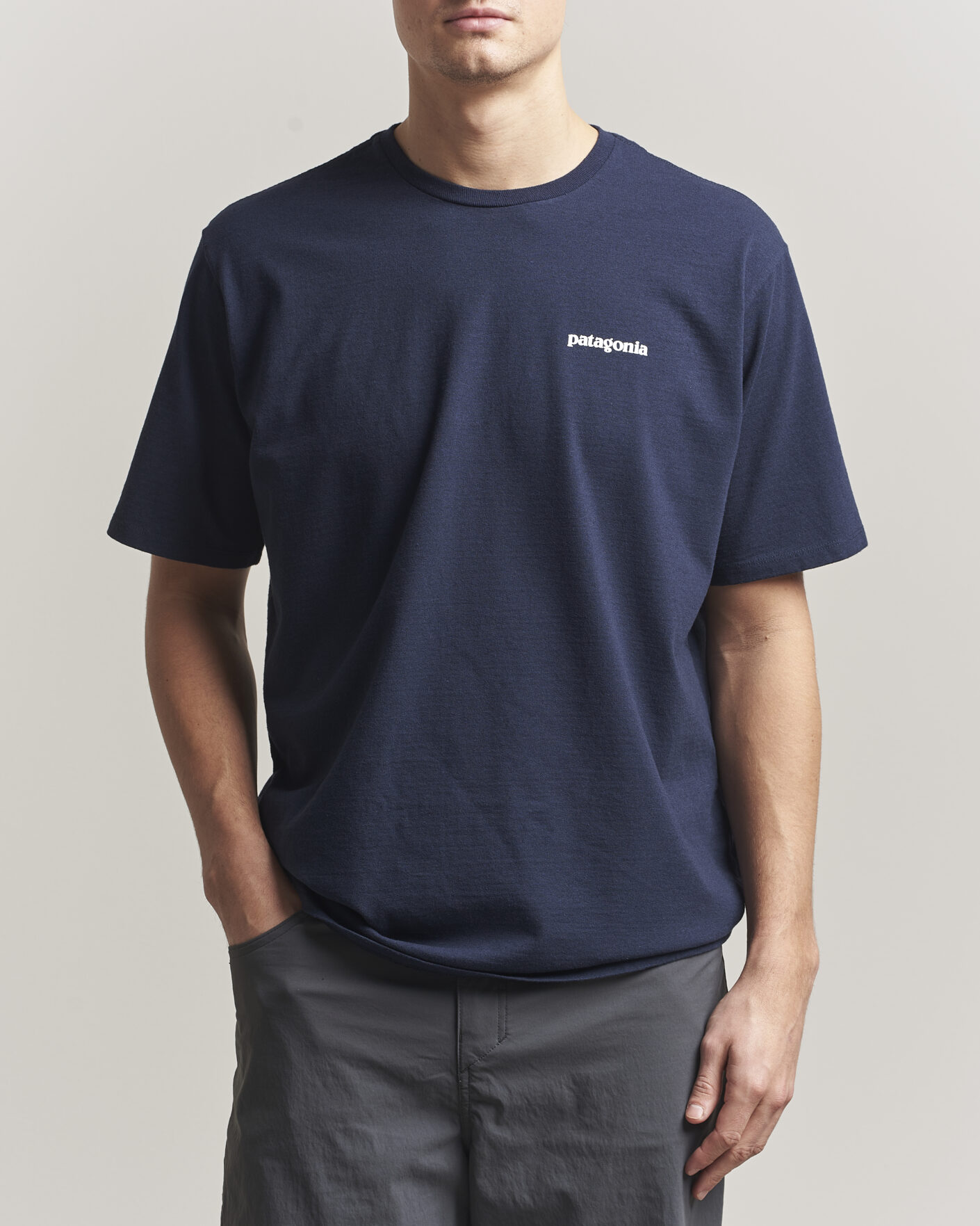 Homme | T-shirts | Patagonia | P-6 Logo T-Shirt New Navy