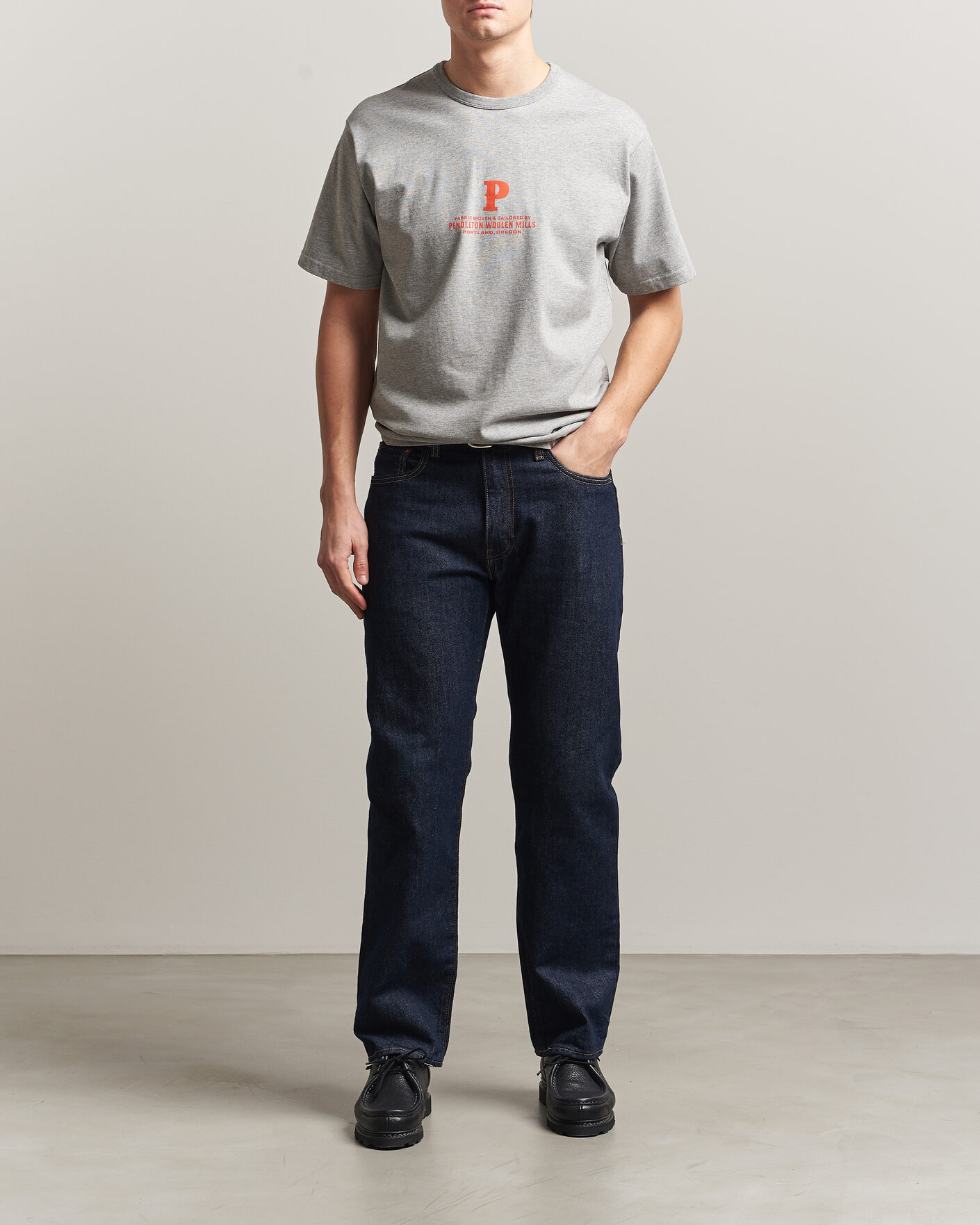 Homme | T-shirts | Pendleton | Heavyweight P Tee Ash Heather Grey