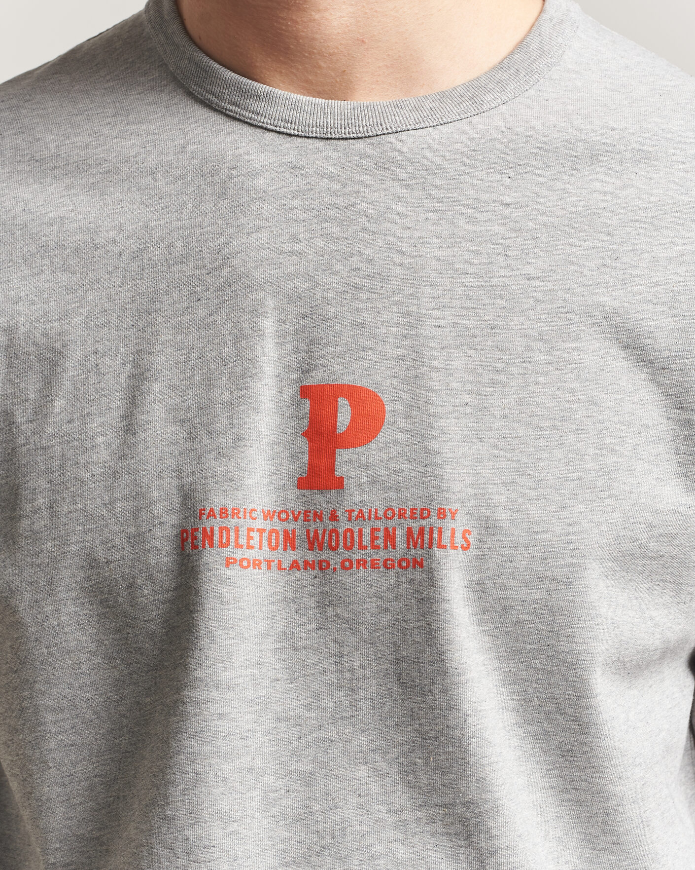 Homme | T-shirts | Pendleton | Heavyweight P Tee Ash Heather Grey