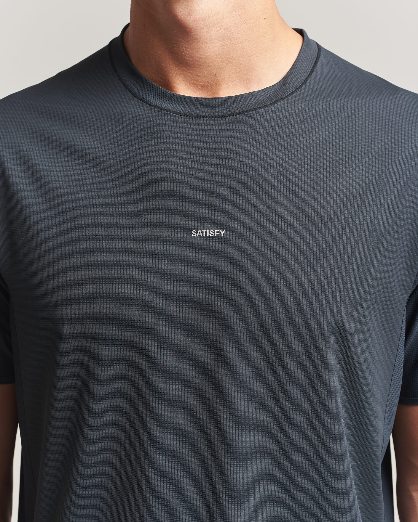 Homme | T-shirts | Satisfy | AuraLite UV T-Shirt Black