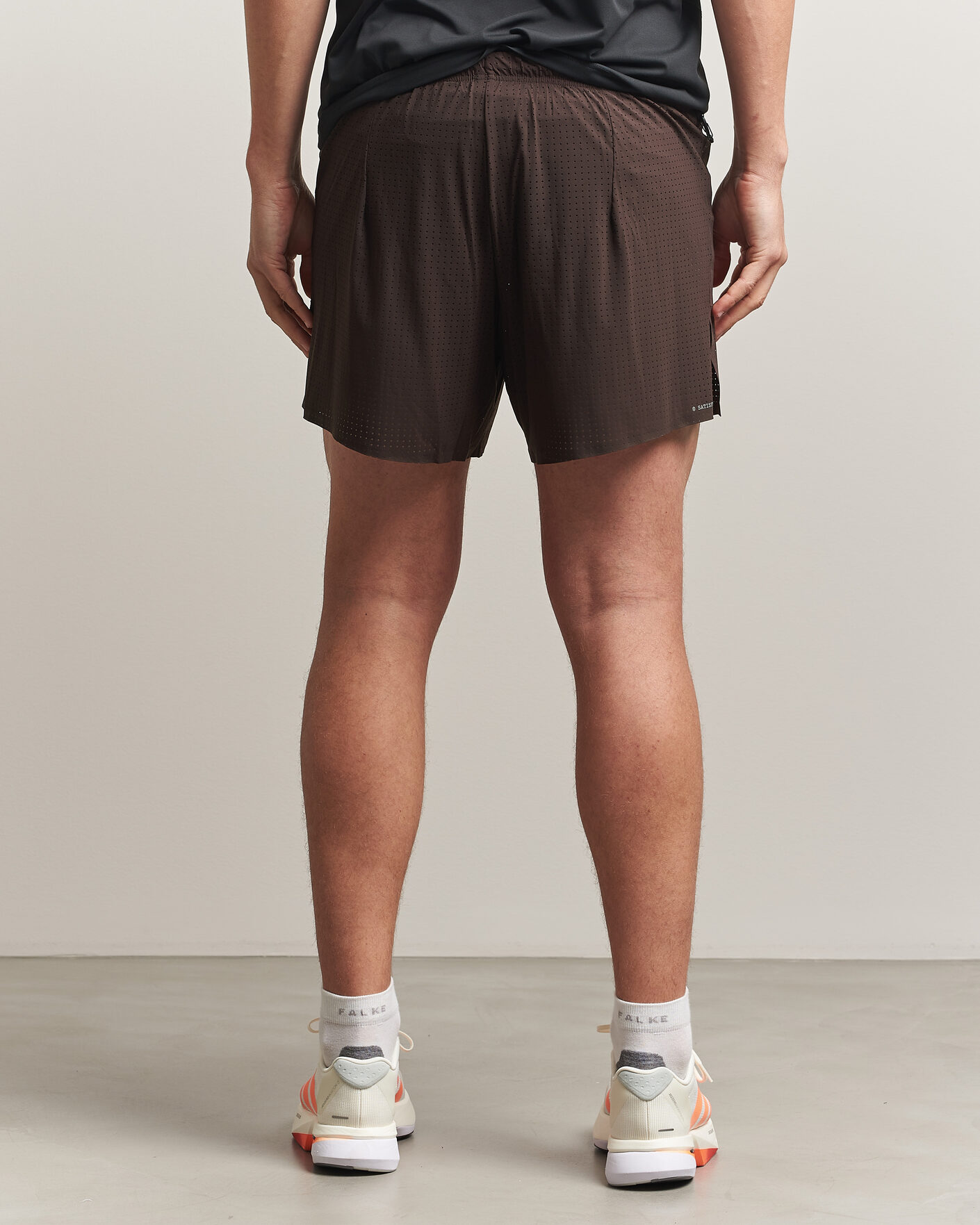 Homme | Shorts | Satisfy | Space-O 5 Inch Shorts Deep Mahogany