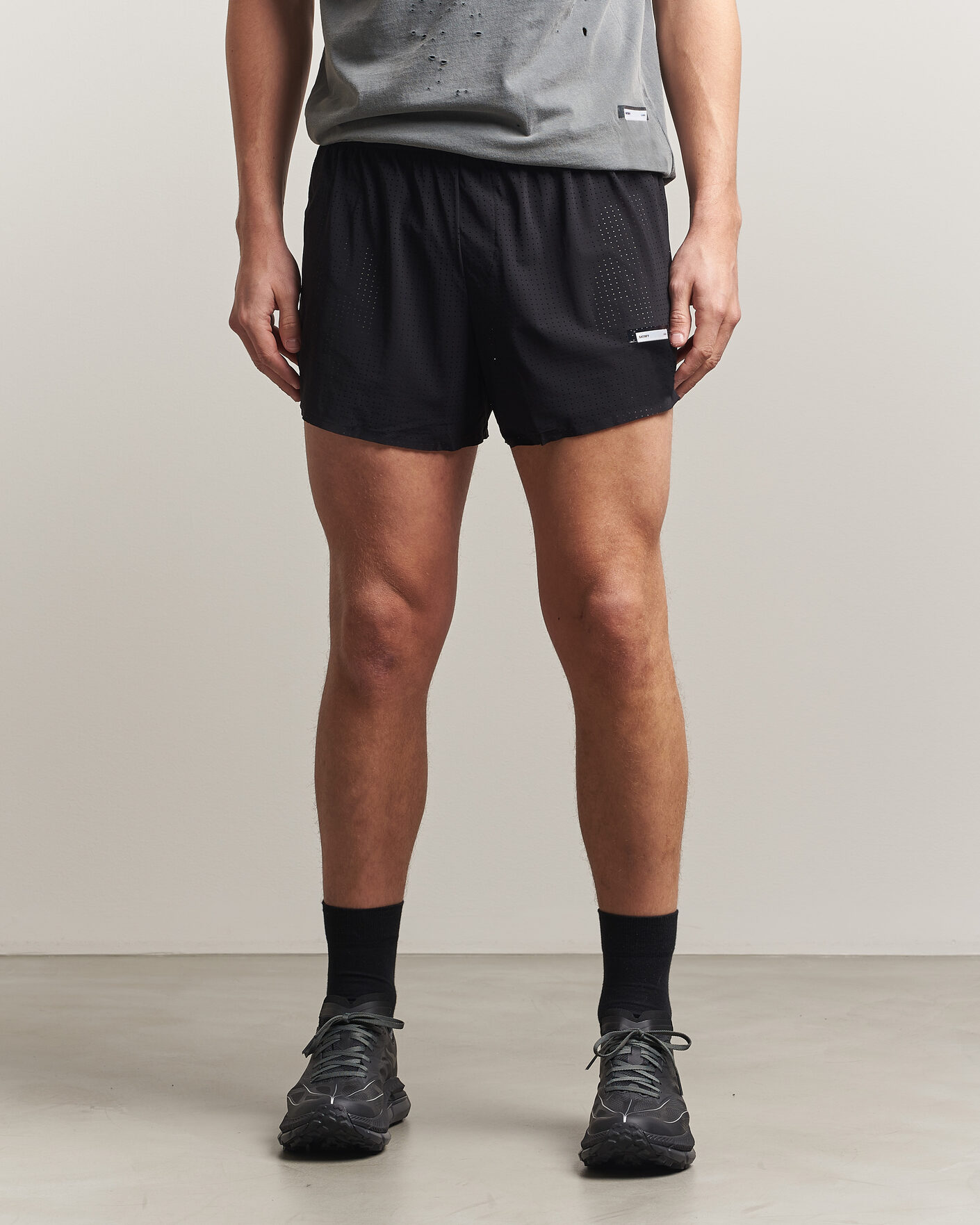Homme | Shorts | Satisfy | Space-O 2.5 Inch Shorts Black
