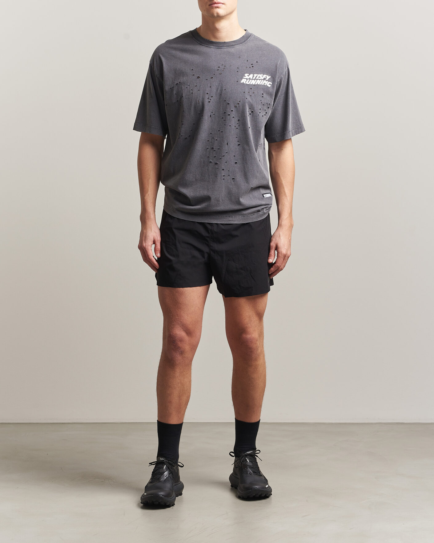 Homme | T-shirts | Satisfy | MothTech Small Logo T-Shirt Aged Black