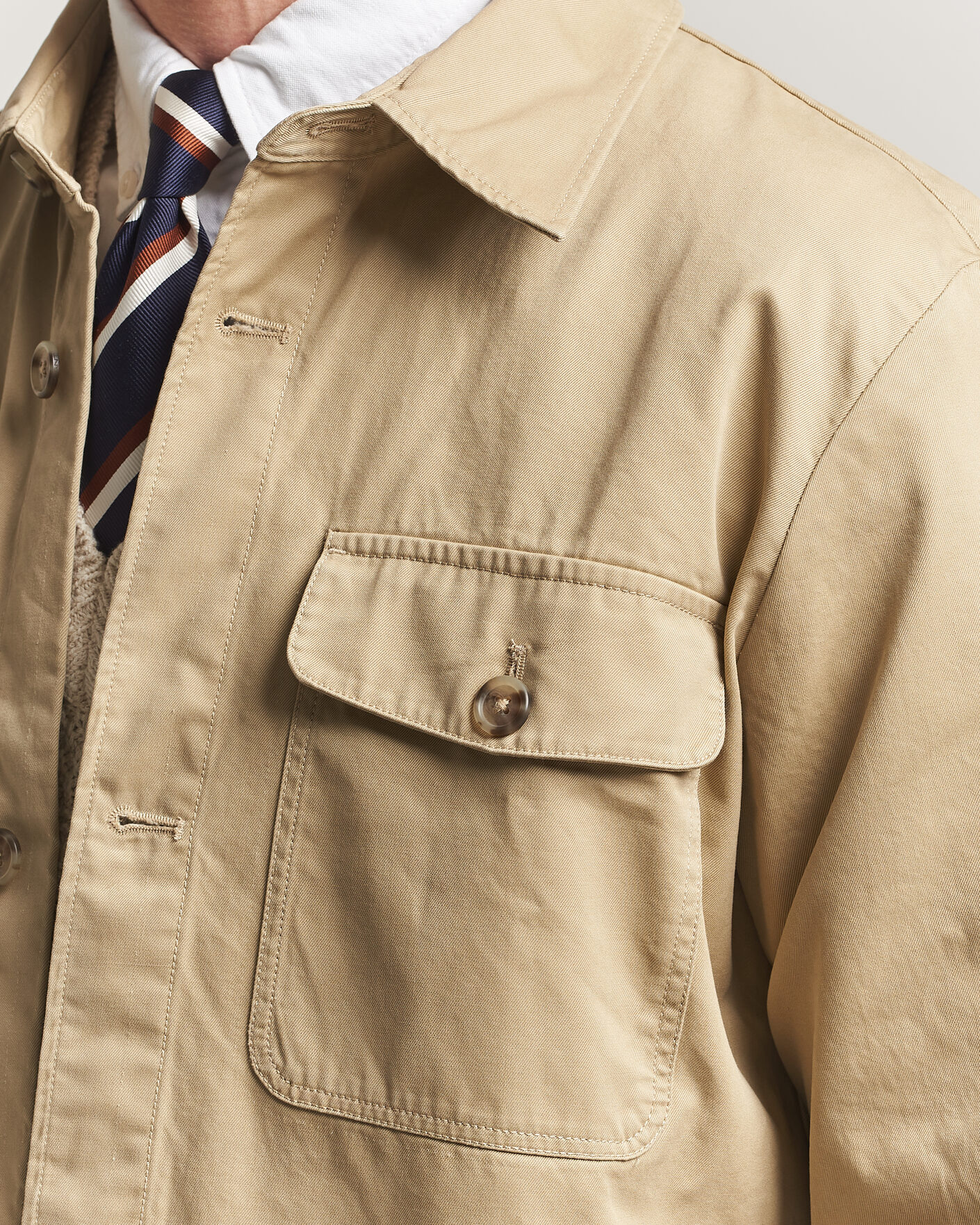 Homme | Chemises | Gant | Regular Fit Cotton Twill Overshirt Woody Beige