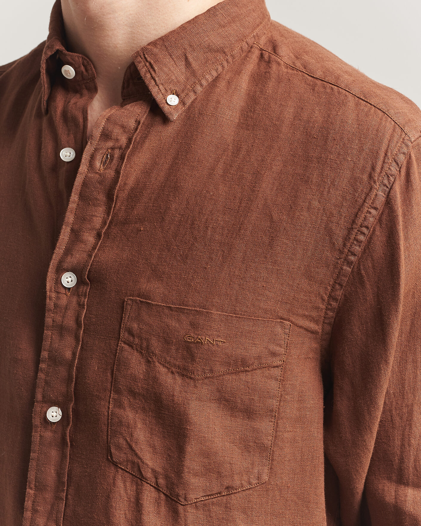Homme | Chemises | Gant | Regular Fit Garment Dyed Linen Shirt Mahogany Brown