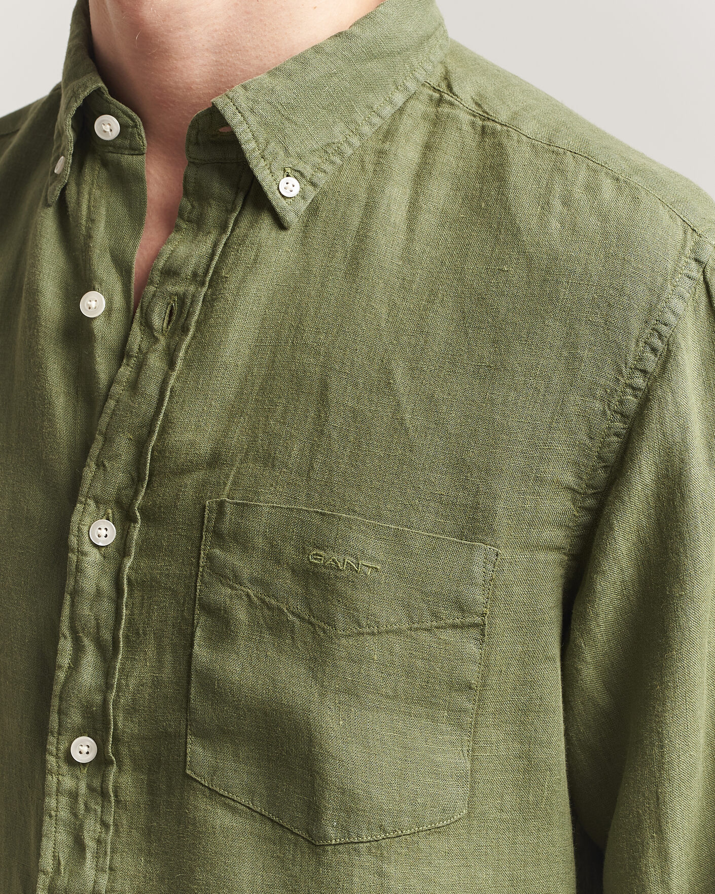 Homme | Chemises | Gant | Regular Fit Garment Dyed Linen Shirt Dry Herb Green