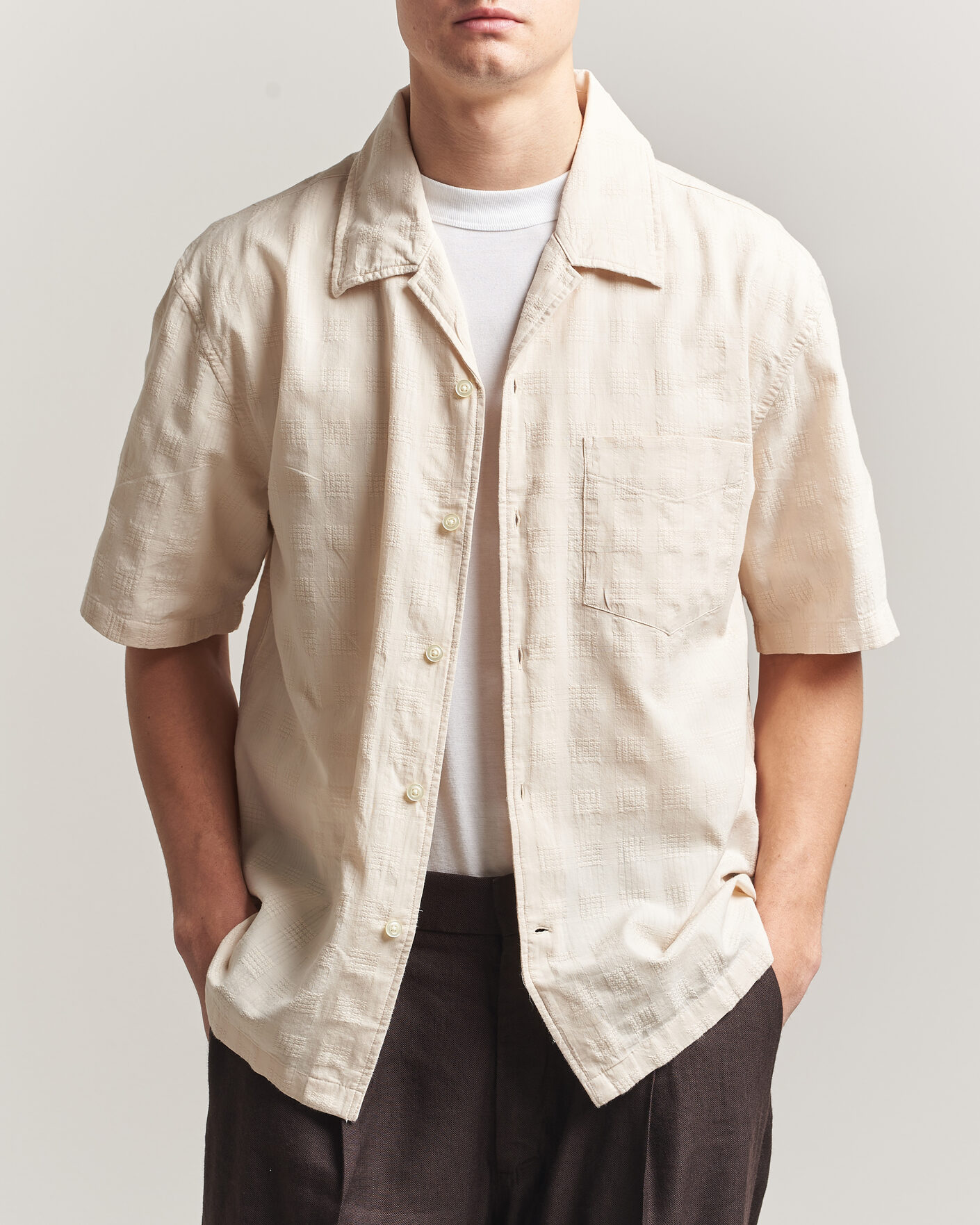 Homme | Chemises | Gant | Relaxed Fit Textured Checked Camp Shirt Creamed White