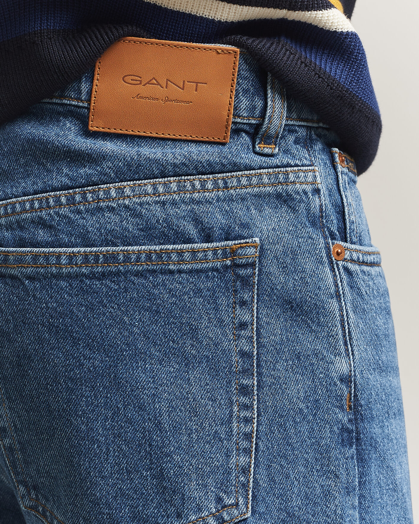 Homme | Pantalons | Gant | Straight Fit Jeans Mid Blue Worn In