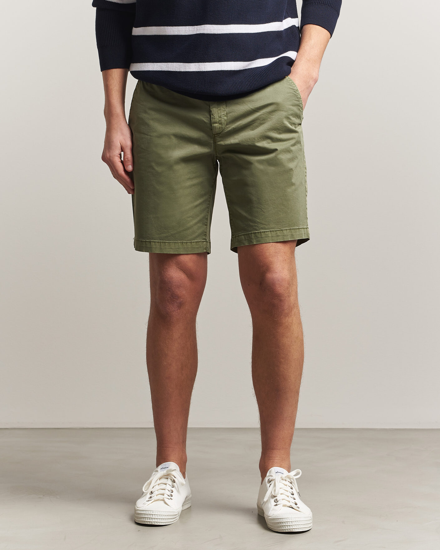 Homme | Shorts | Gant | Regular Sunfaded Shorts Dry Herb Green