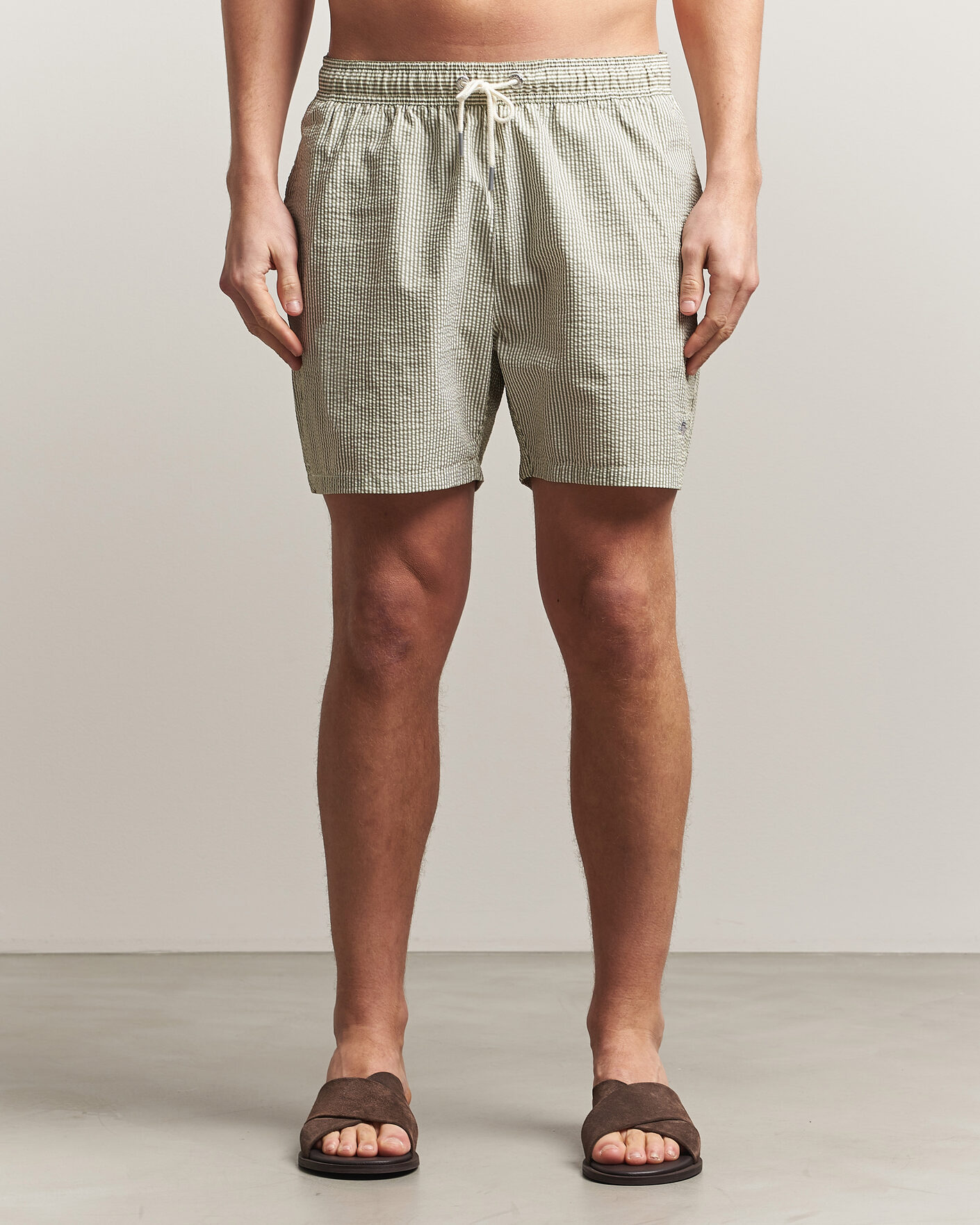 Homme | Maillots De Bain | Gant | Seersucker Striped Swimshorts Dry Herb Green