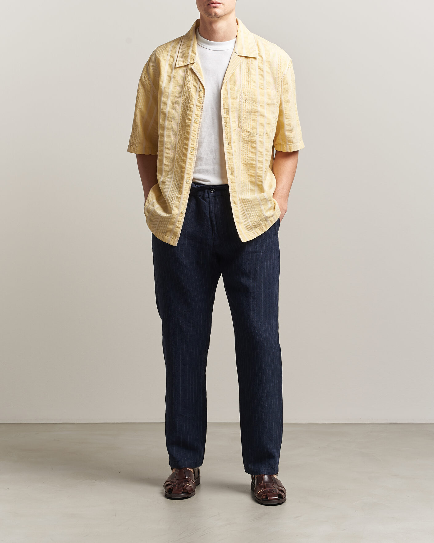 Homme | Chemises | Gant | Relaxed Fit Seersucker Camp Collar Shirt Light Mustard Yellow