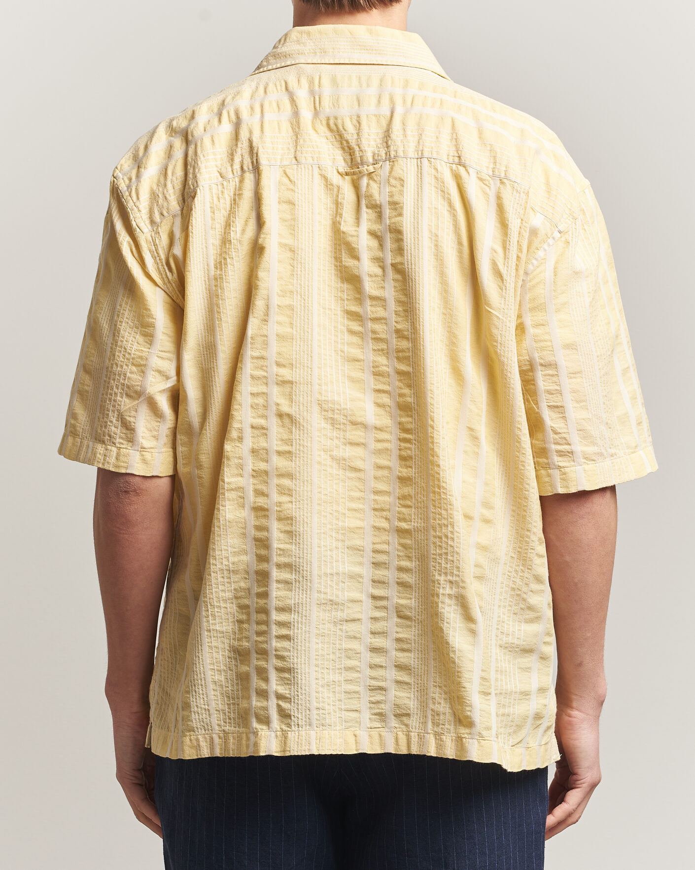 Homme | Chemises | Gant | Relaxed Fit Seersucker Camp Collar Shirt Light Mustard Yellow