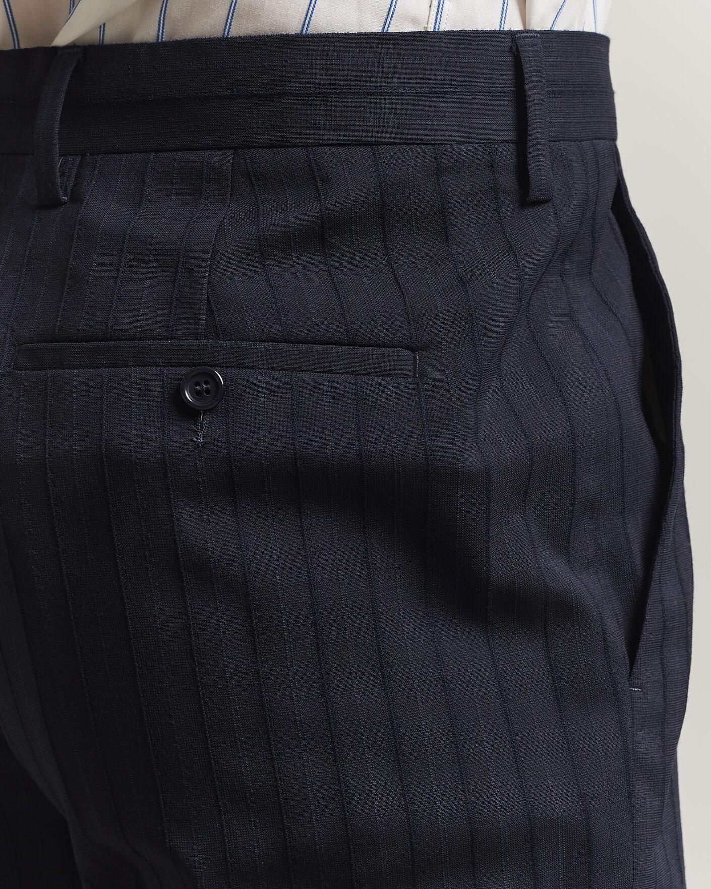 Homme | Pantalons | GANT | Tonal Pinstriped Suit Pants Evening Blue