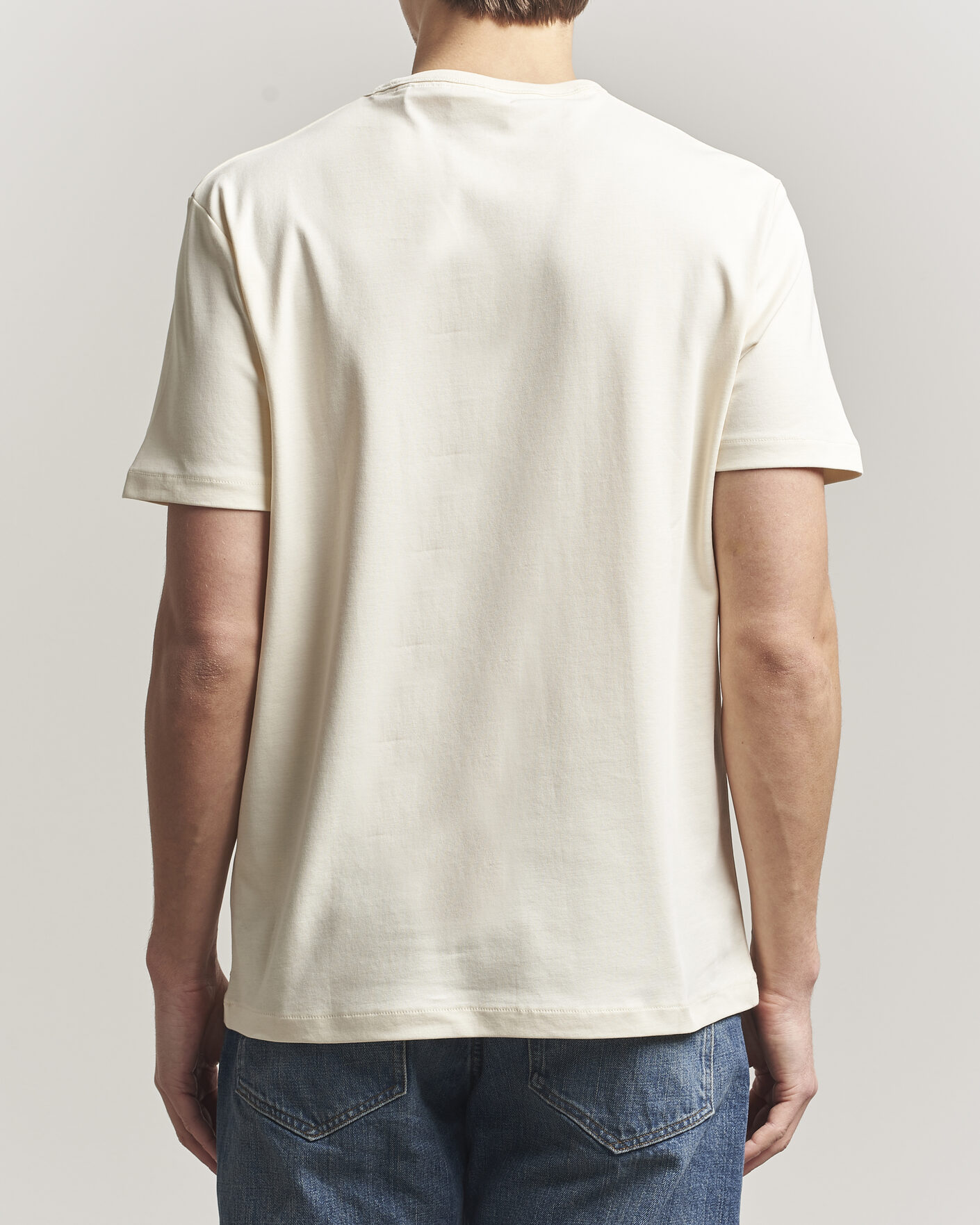 Homme | T-shirts | Gant | Interlock Crew Neck T-Shirt Creamed White