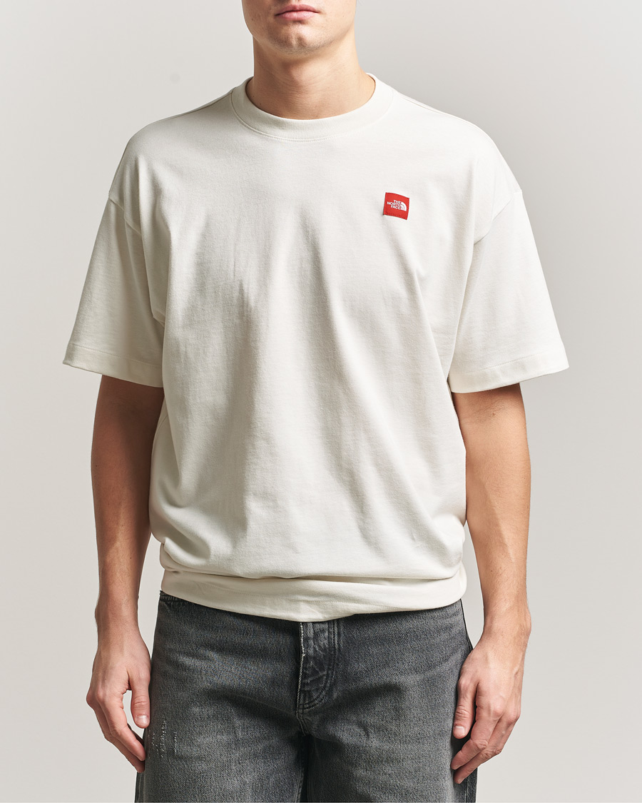 Homme | T-shirts | The North Face | Red Box T-Shirt White Dune