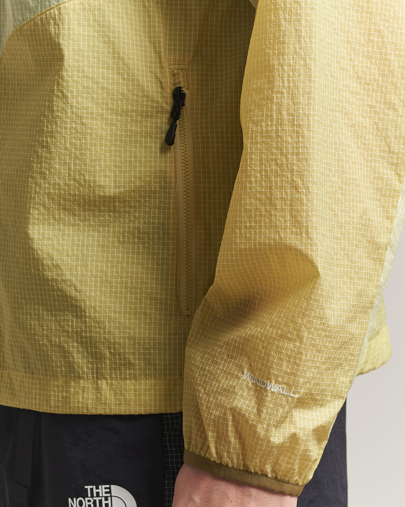 Homme | Manteaux Et Vestes | The North Face | NSE Wind Jacket Lemon Mist