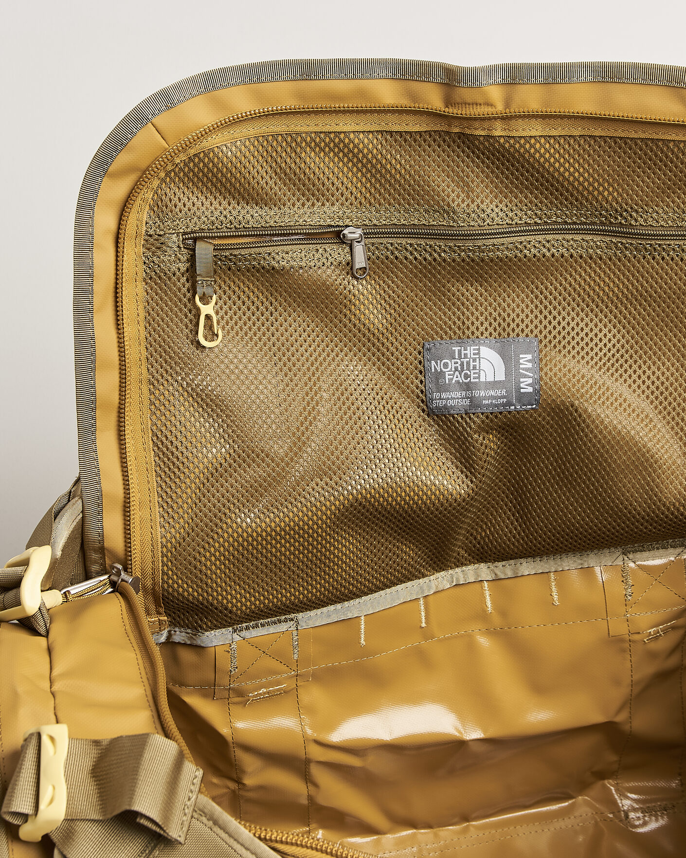 Homme | Sacs | The North Face | Base Camp Duffel M Golden Tan