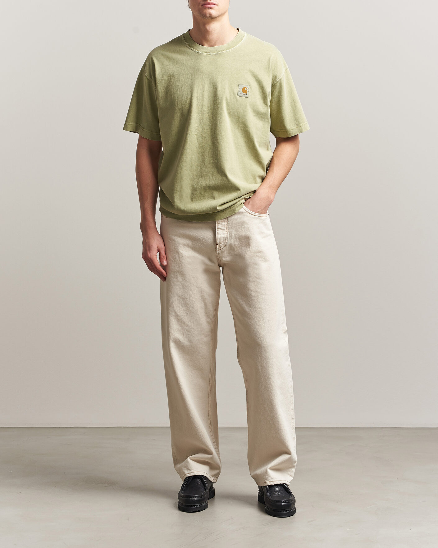 Homme | T-shirts | Carhartt WIP | Nelson Cotton T-Shirt Gentle Green
