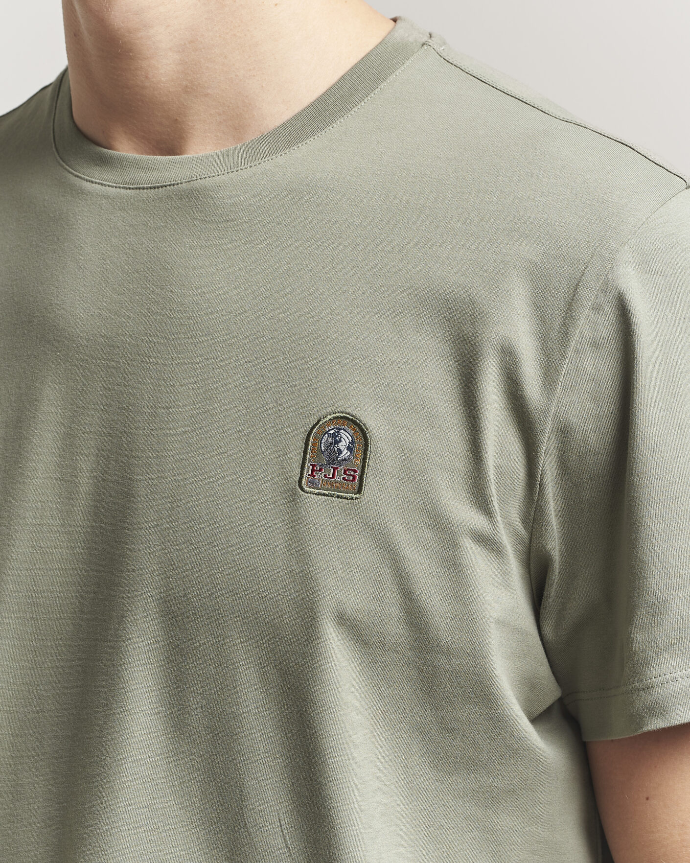 Homme | T-shirts | Parajumpers | Patch Crew Neck T-Shirt Ashen Sage