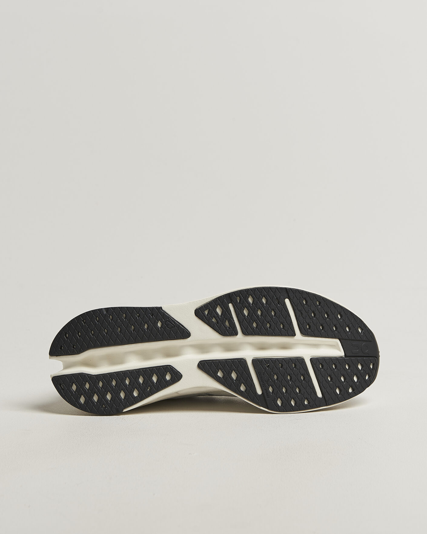 Homme | Chaussures De Running | On | Cloudsurfer Max White/White