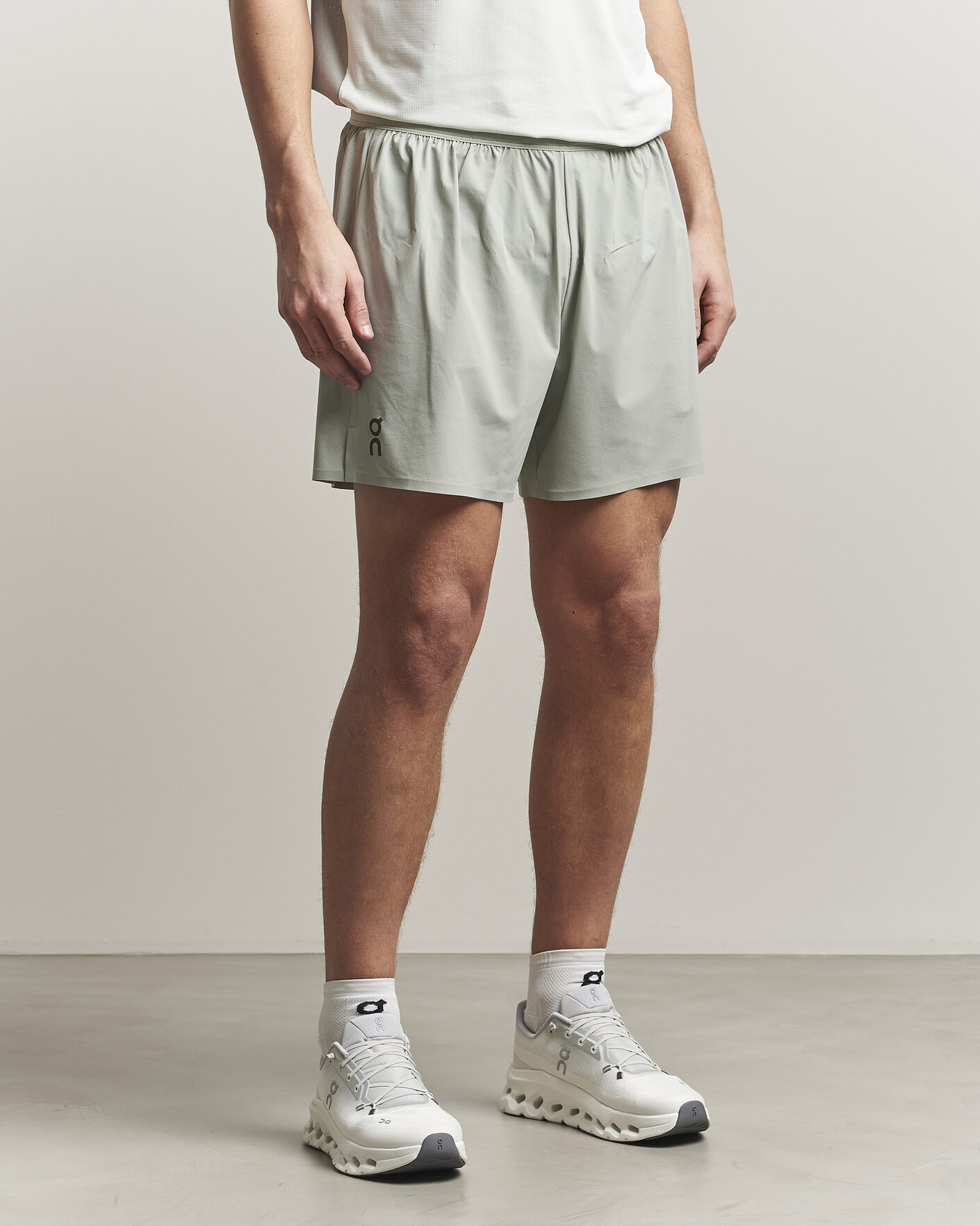 Homme | Shorts | On | 5 Inch Performance Shorts Tin