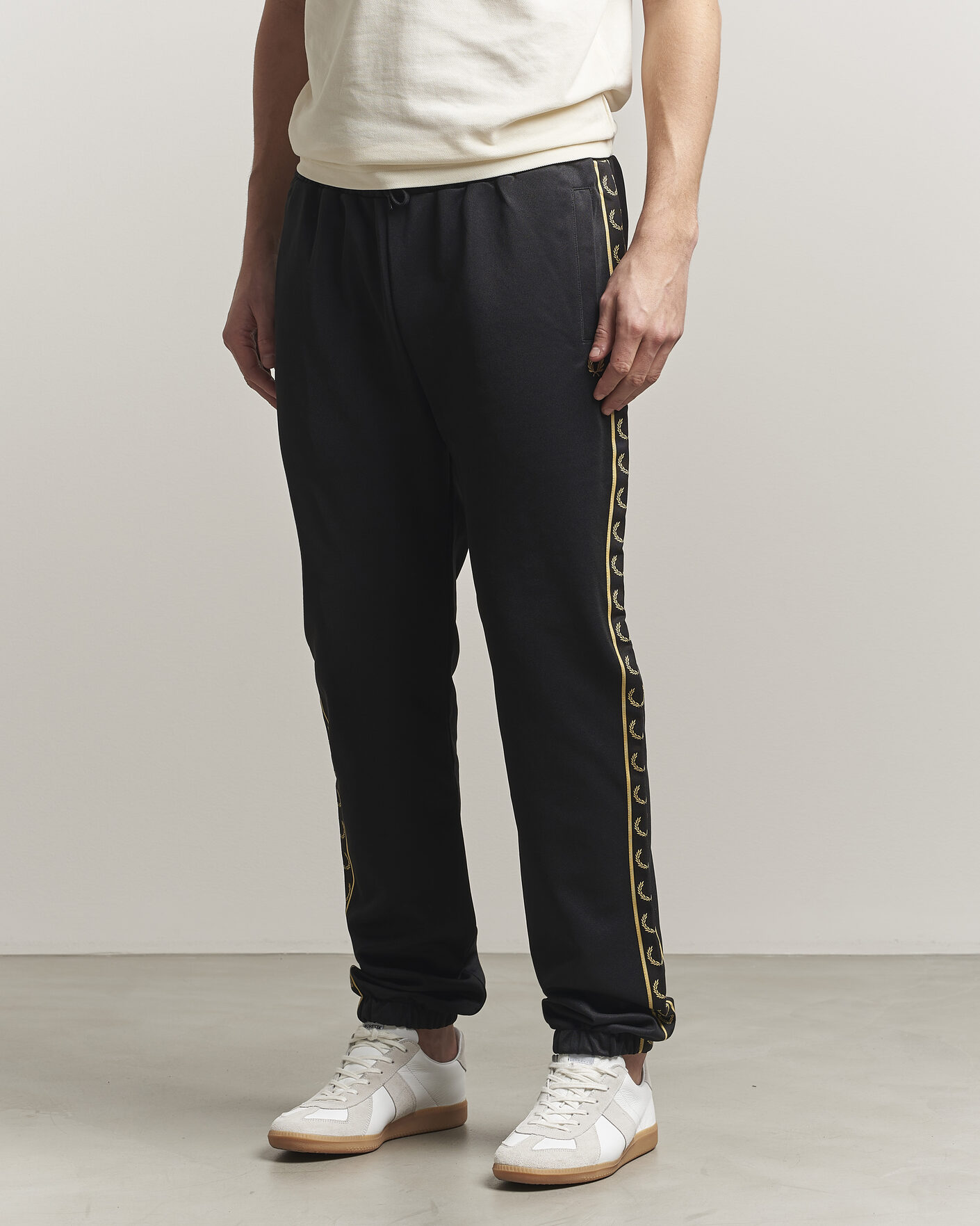 Homme | Pantalons | Fred Perry | Taped Track Pants Black