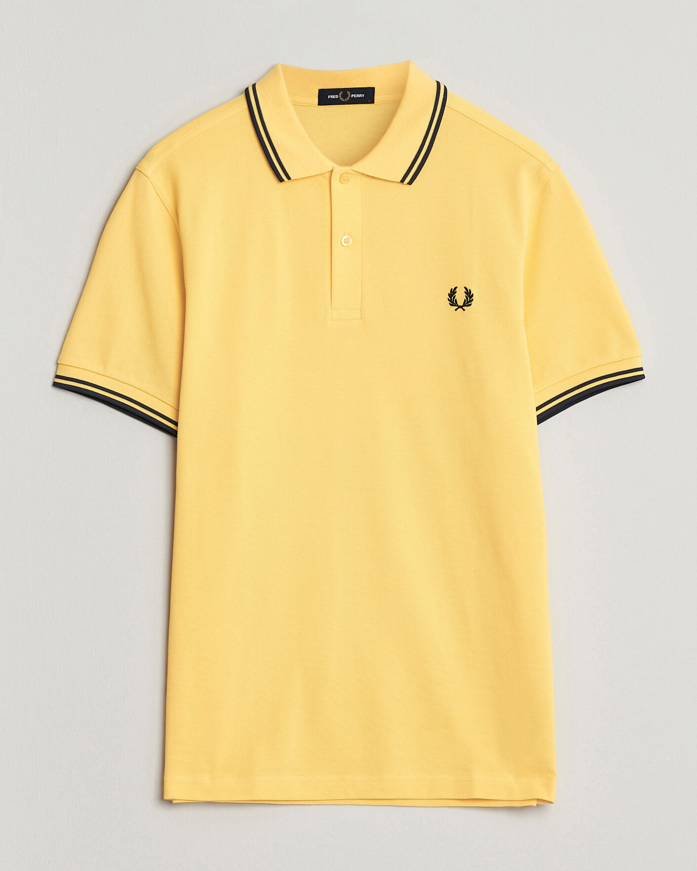 Homme | Polos | Fred Perry | Twin Tipped Polo Shirt Lemon Yellow