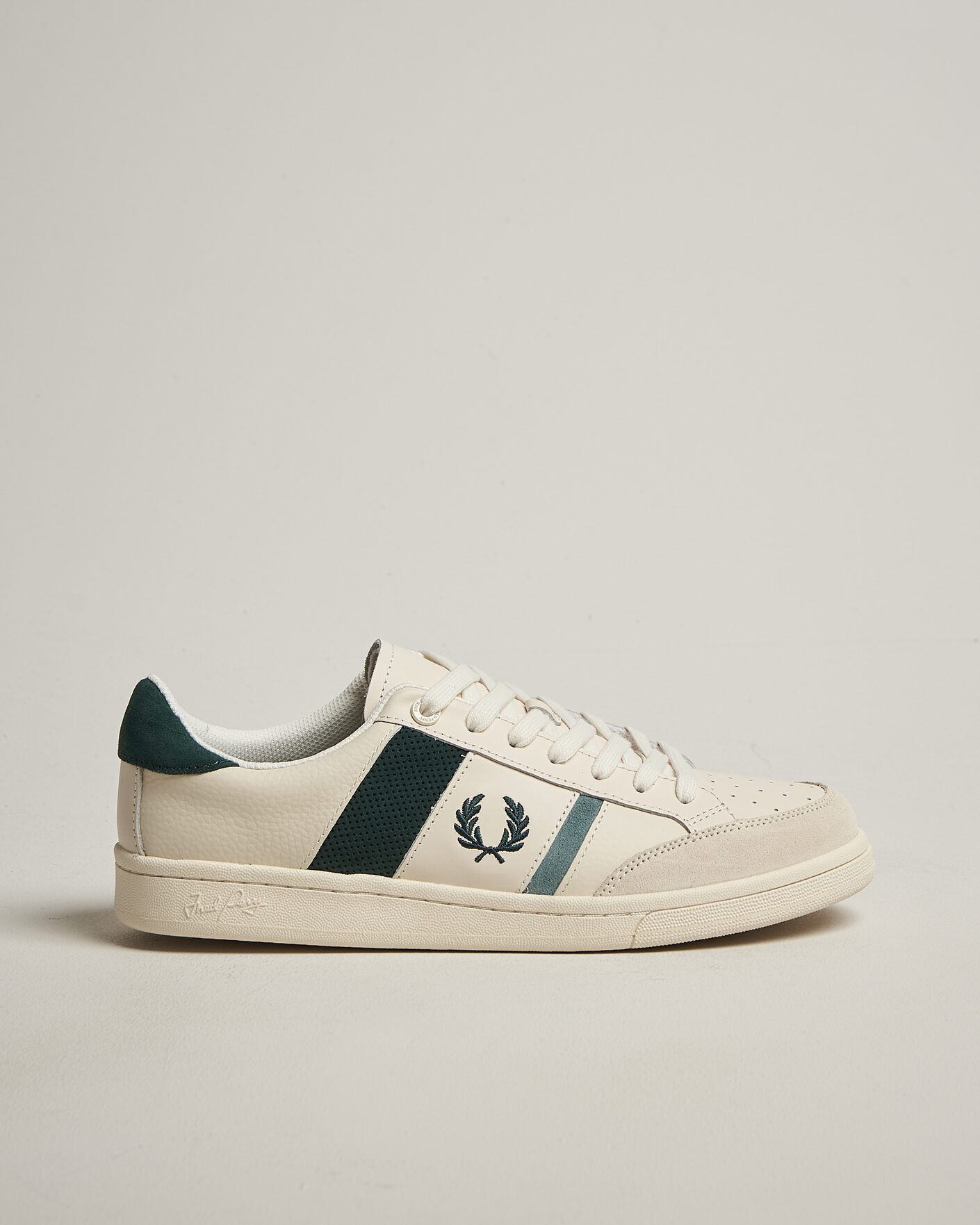 Homme | Baskets | Fred Perry | B725 Leather/Suede Sneaker Ecru