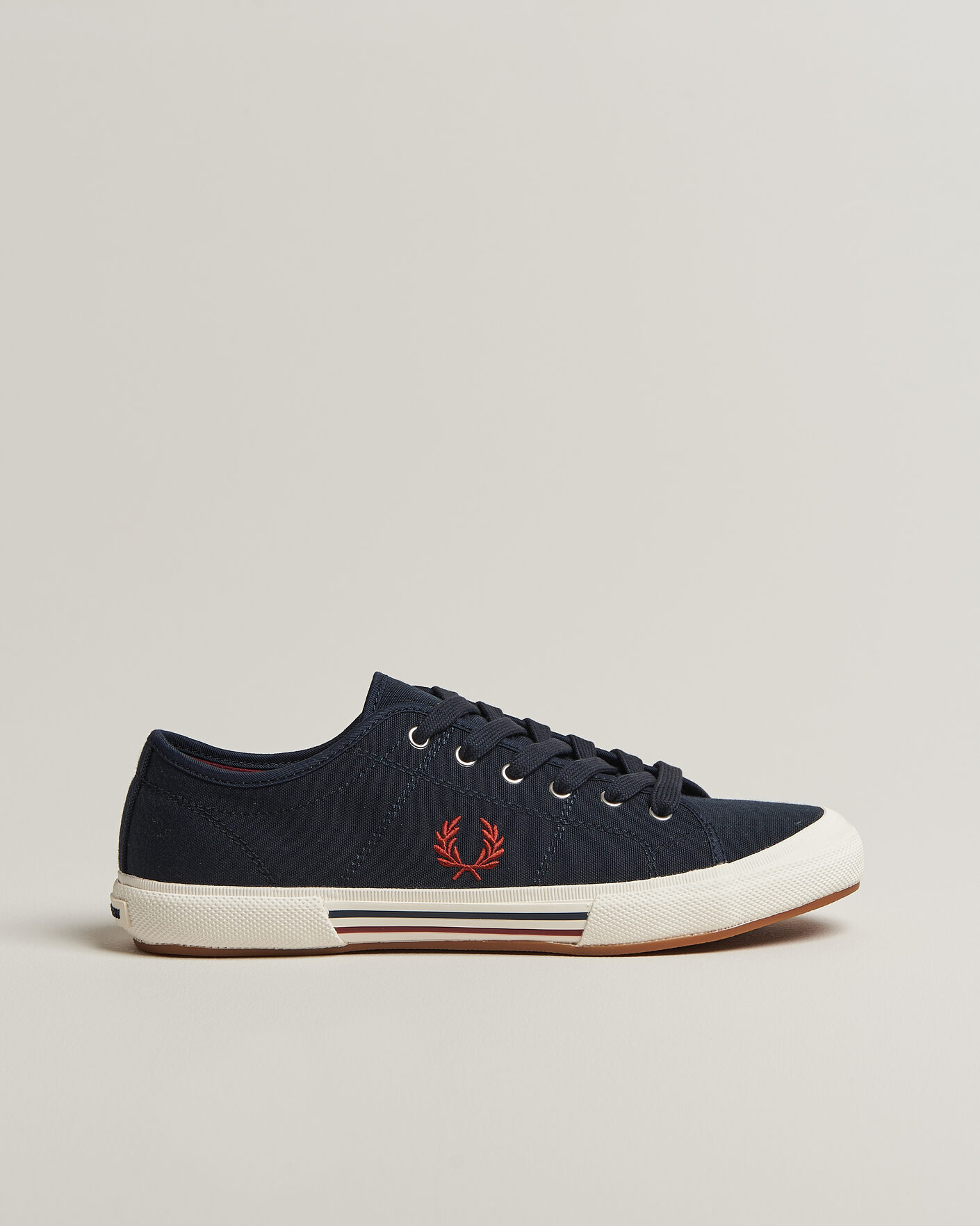 Homme | Baskets | Fred Perry | B708 Vintage Tennis Sneaker Navy