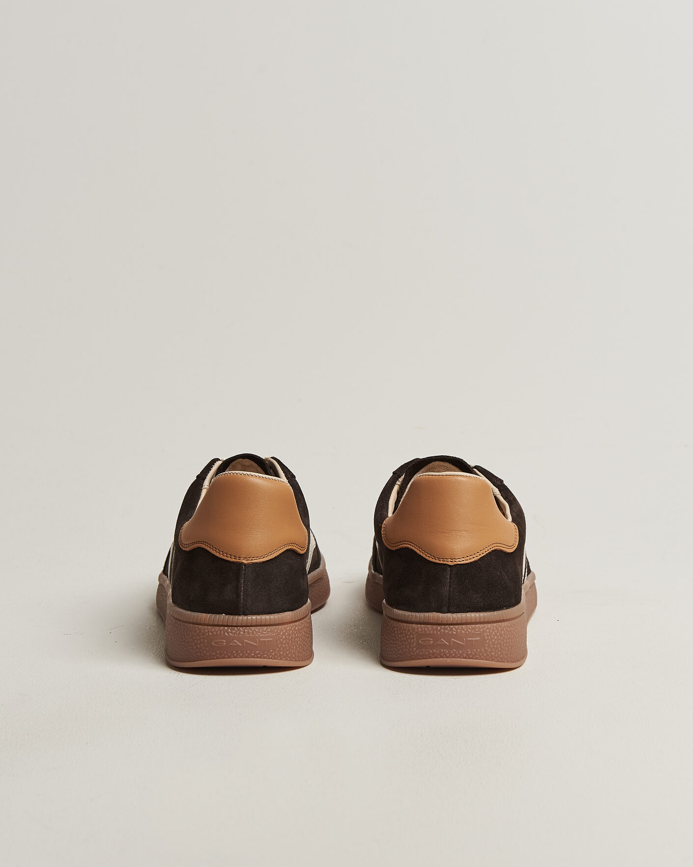 Homme | Baskets | GANT | Cuzmo Suede Sneaker Dark Brown/White