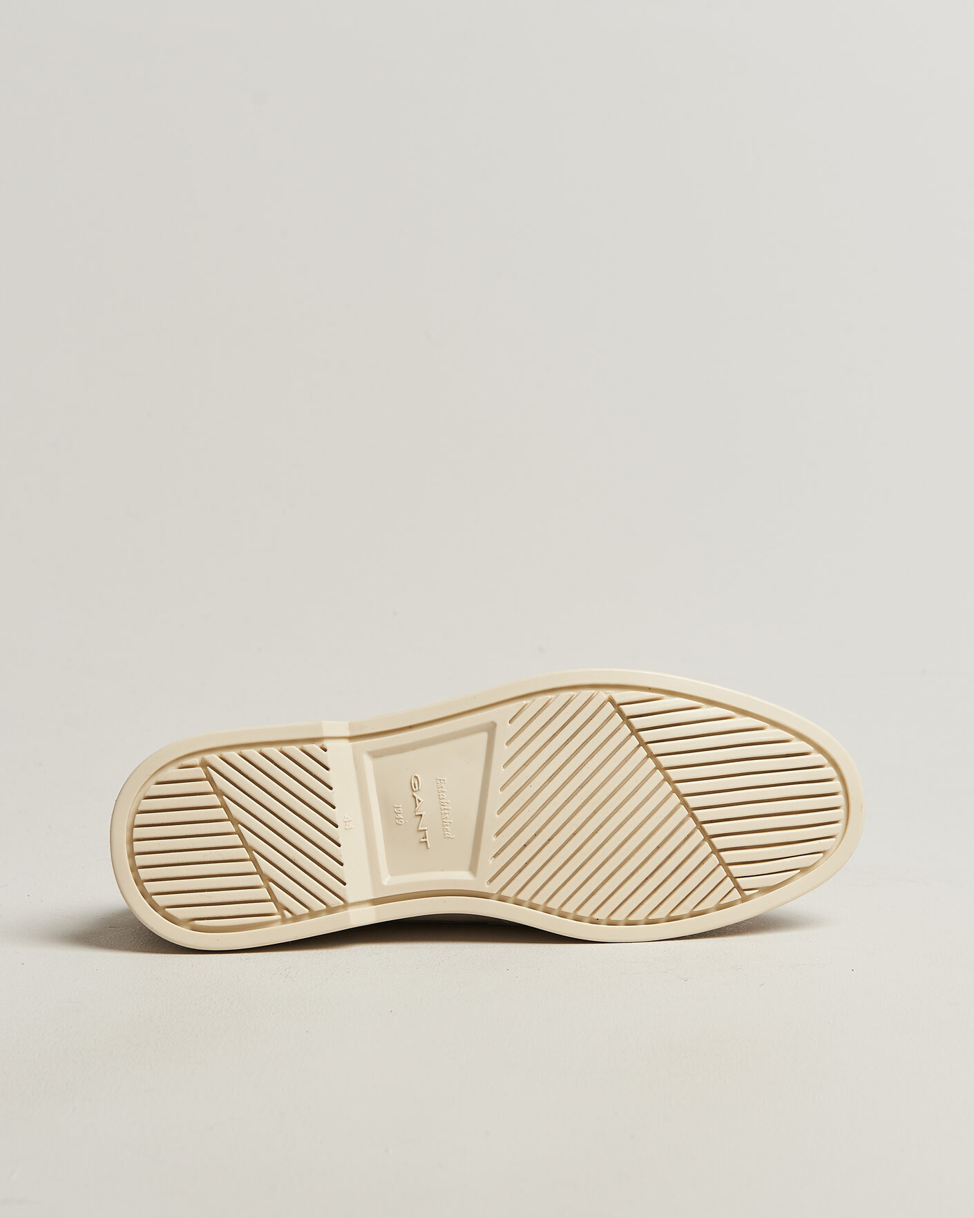 Homme | Loafers | GANT | Boery Suede Loafer Taupe