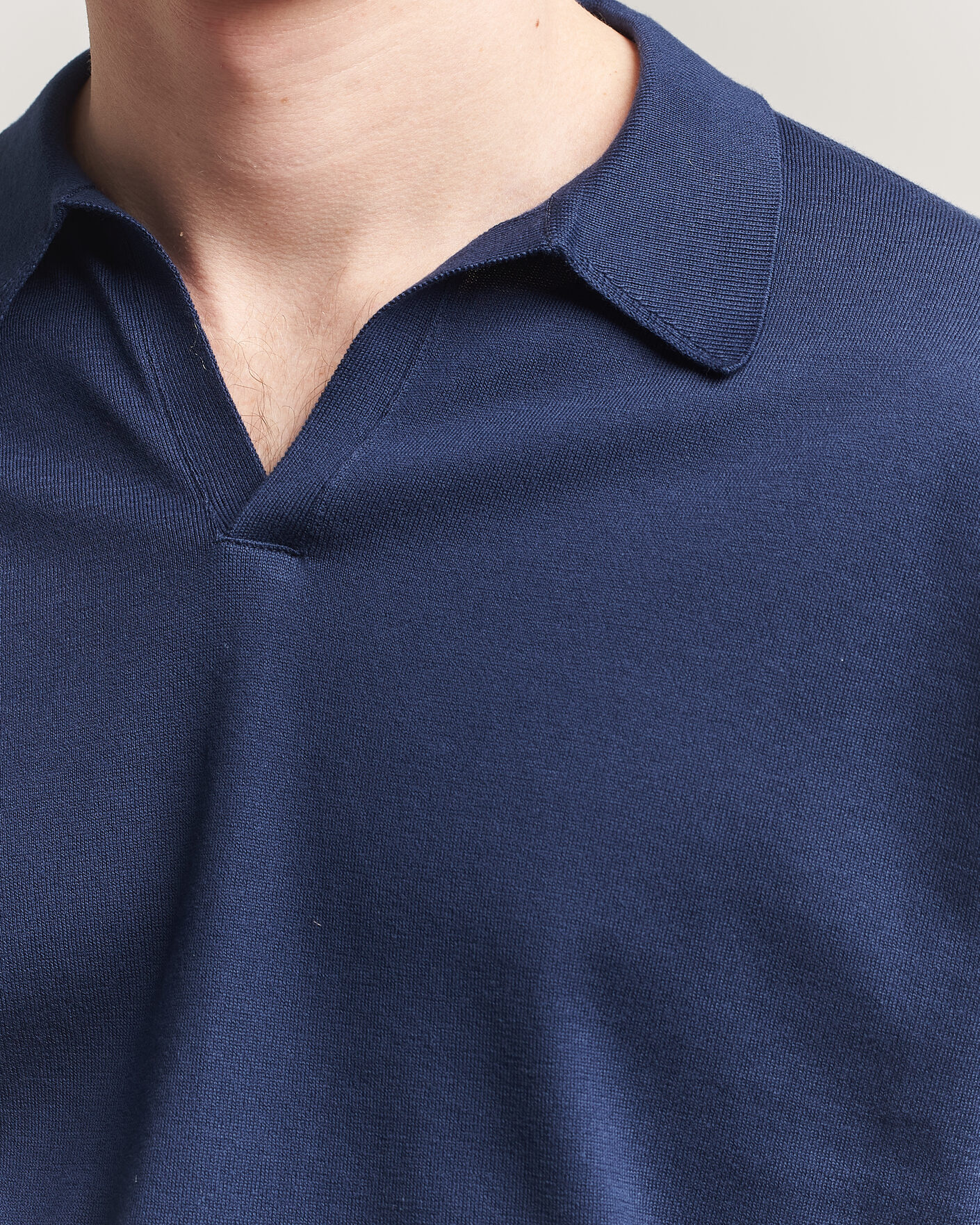 Homme | Polos | John Smedley | Noah Open Collar Sea Island Polo French Navy