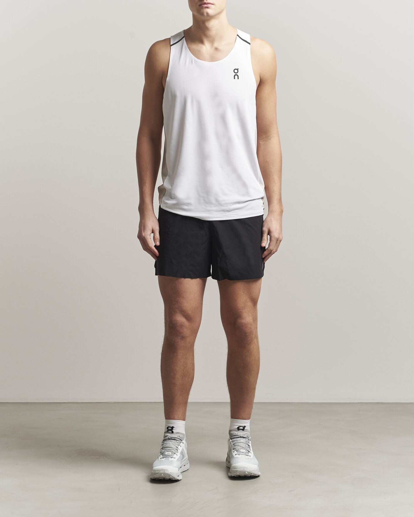 Homme | T-shirts | On | Performance Tank White/Silver