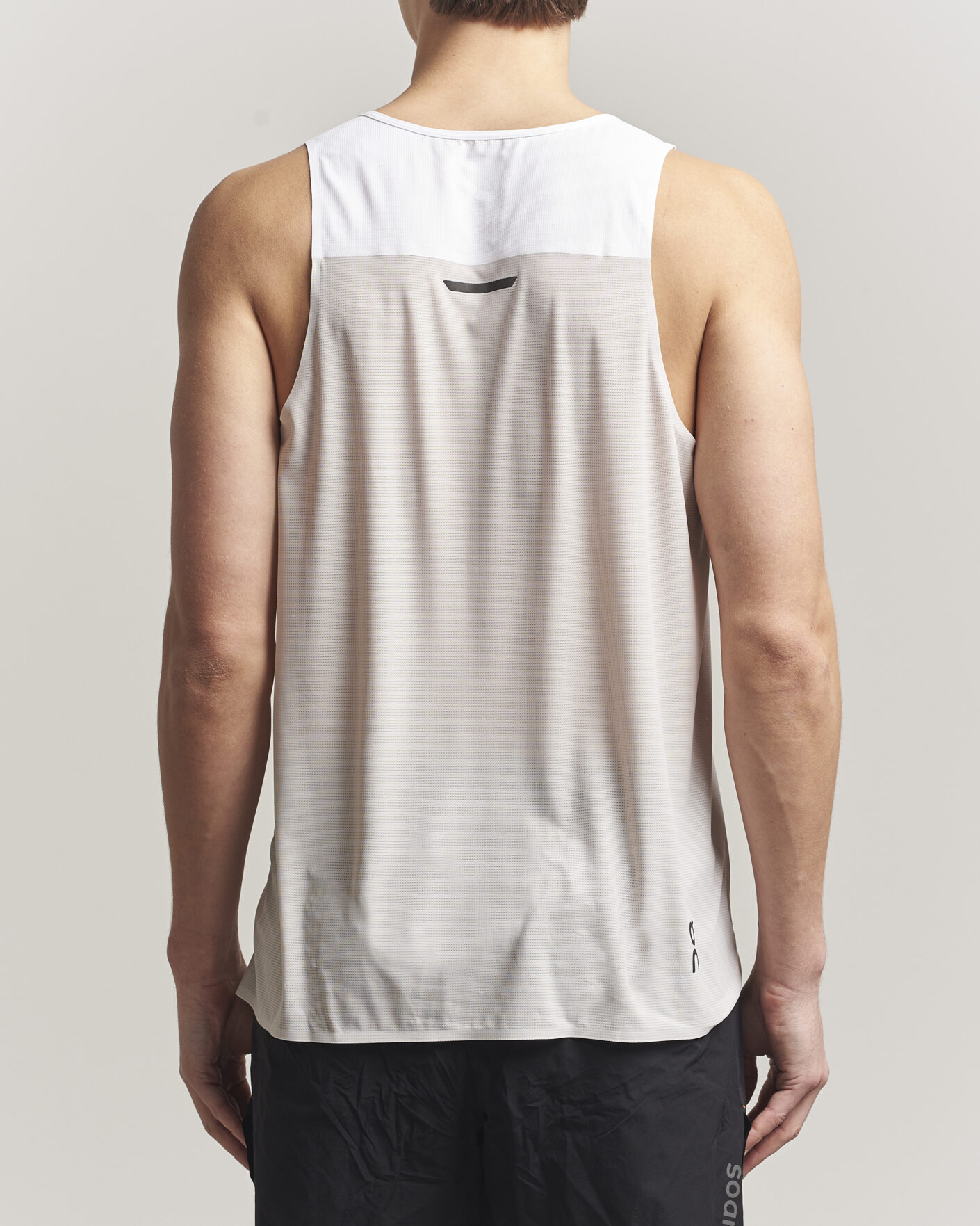 Homme | T-shirts | On | Performance Tank White/Silver