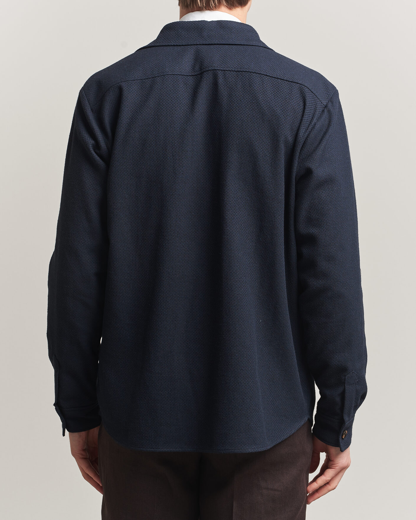 Homme | Chemises | Oscar Jacobson | Magnus Structure Cotton Overshirt Navy