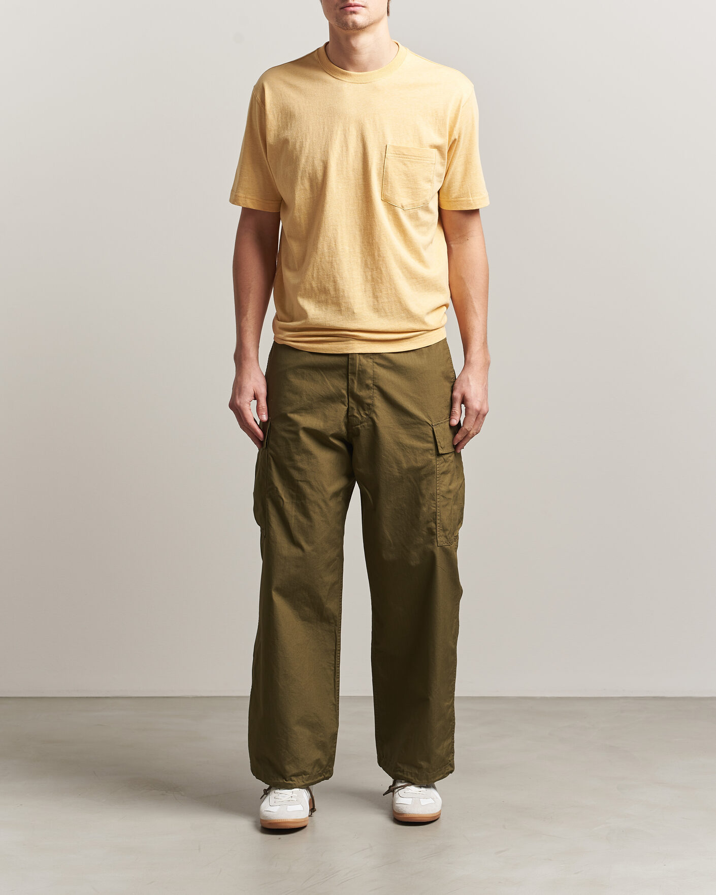 Homme | T-shirts | BEAMS PLUS | Pocket Tee Yellow