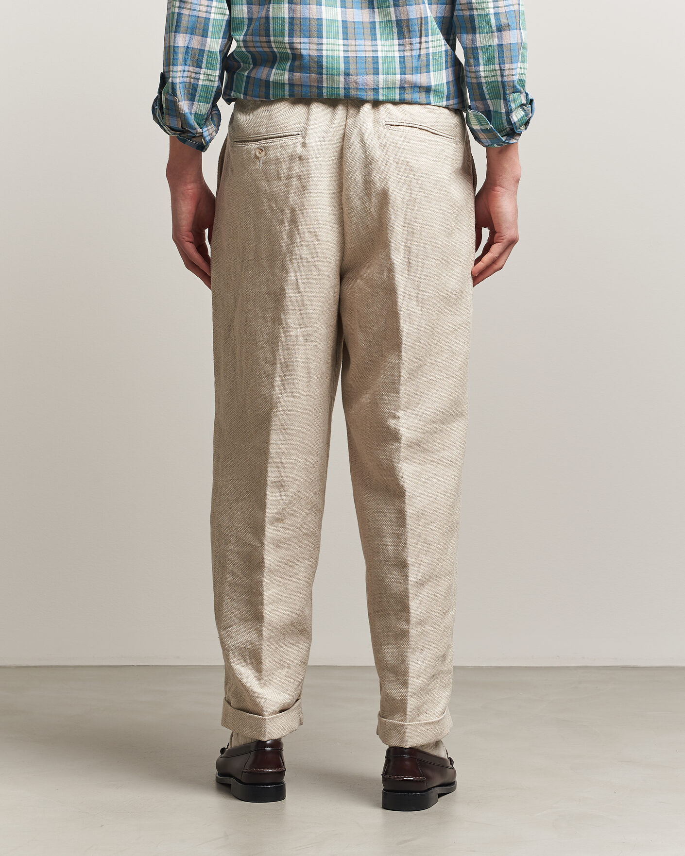 Homme | Pantalons | BEAMS PLUS | Cotton/Linen Pleated Trousers Off White