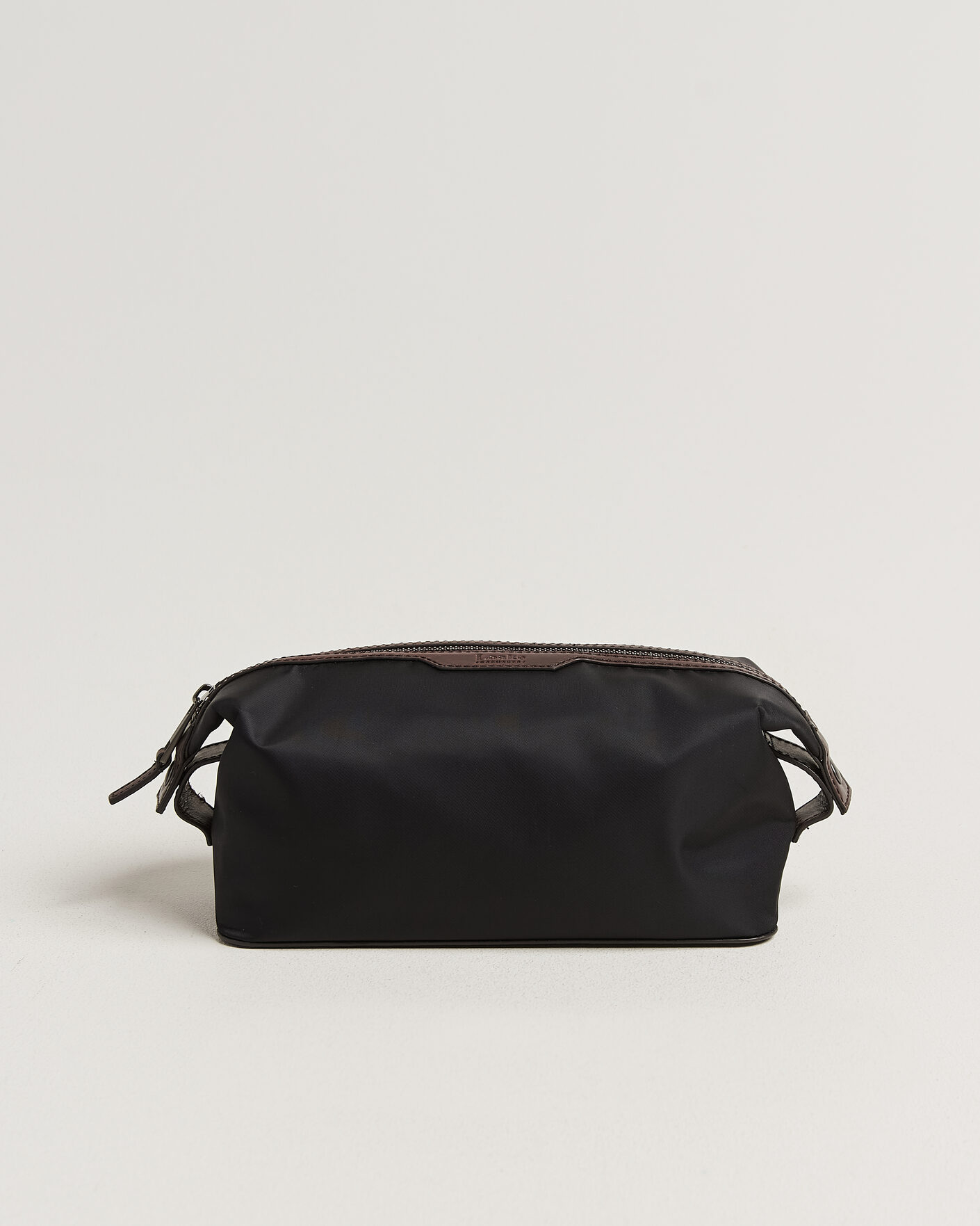 Homme | Sacs | Loake Shoemakers | Welland Nylon/Leather Washbag Black