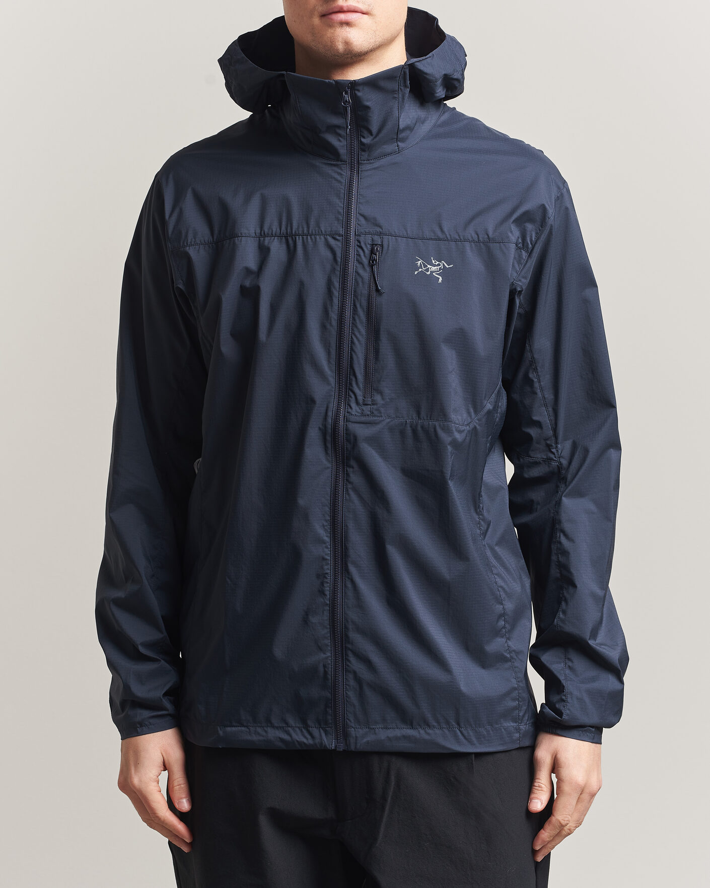 Homme | Manteaux Et Vestes | Arc'teryx | Squamish Lightweight Hooded Jacket Black Sapphire