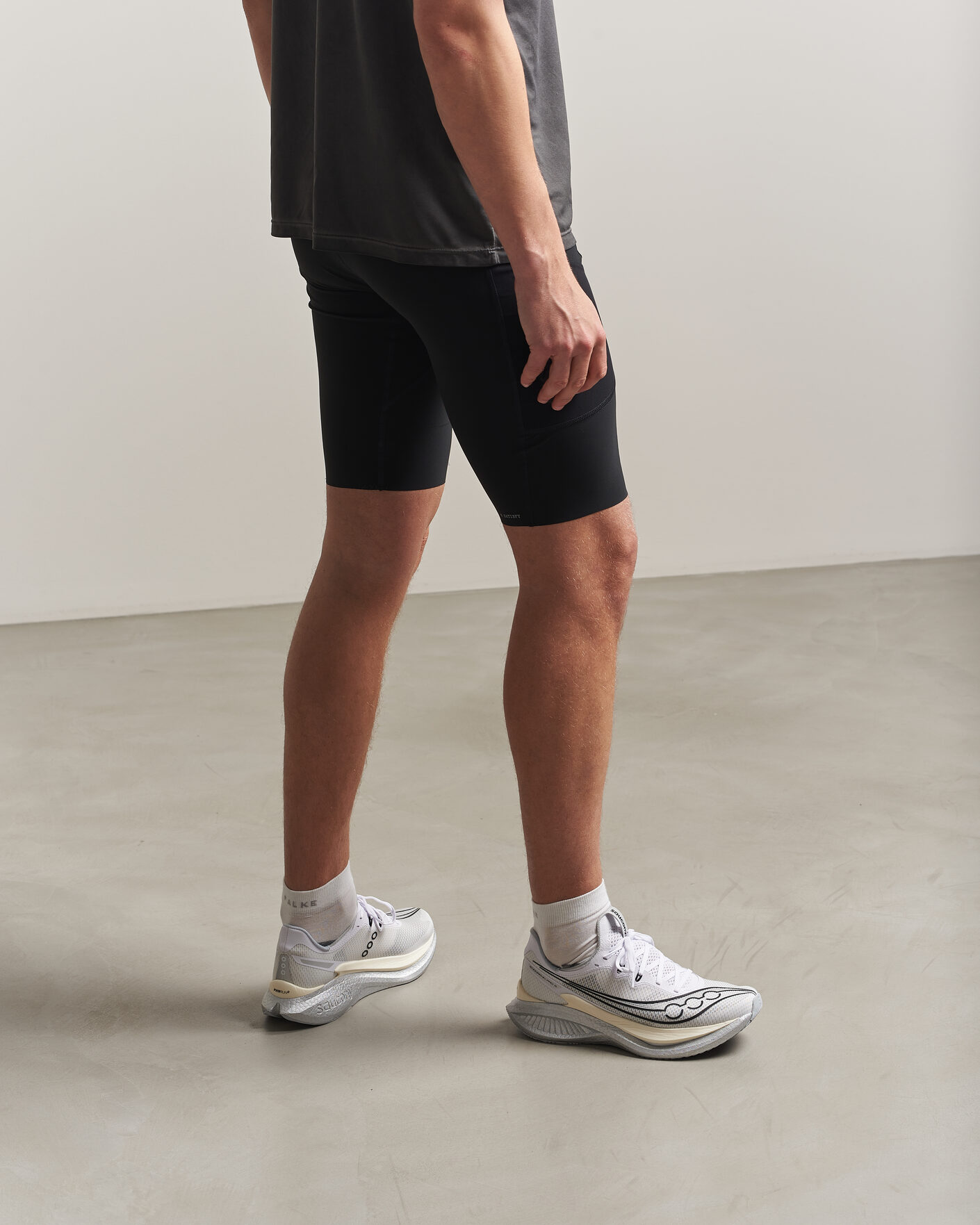 Homme | Chaussures De Running | Saucony | Endorphin Pro 5 White/Black