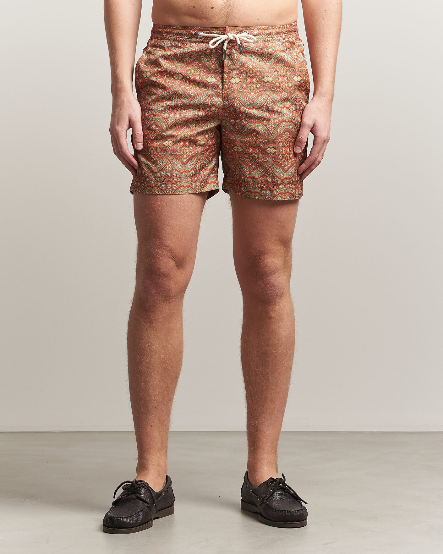 Homme | Maillots De Bain | Orlebar Brown | Bulldog Drawcord Carnival Swim Shorts Vermillion